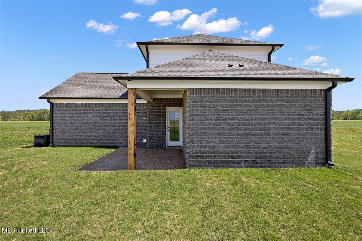 945 Coahoma Court Property Photo 33