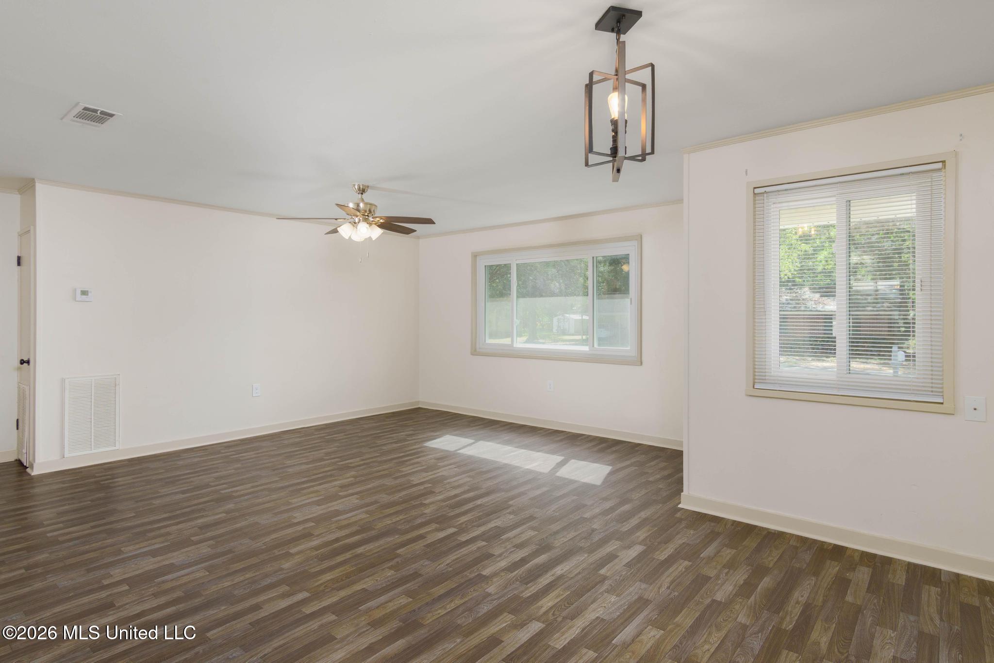 108 Barron Street Property Photo 3