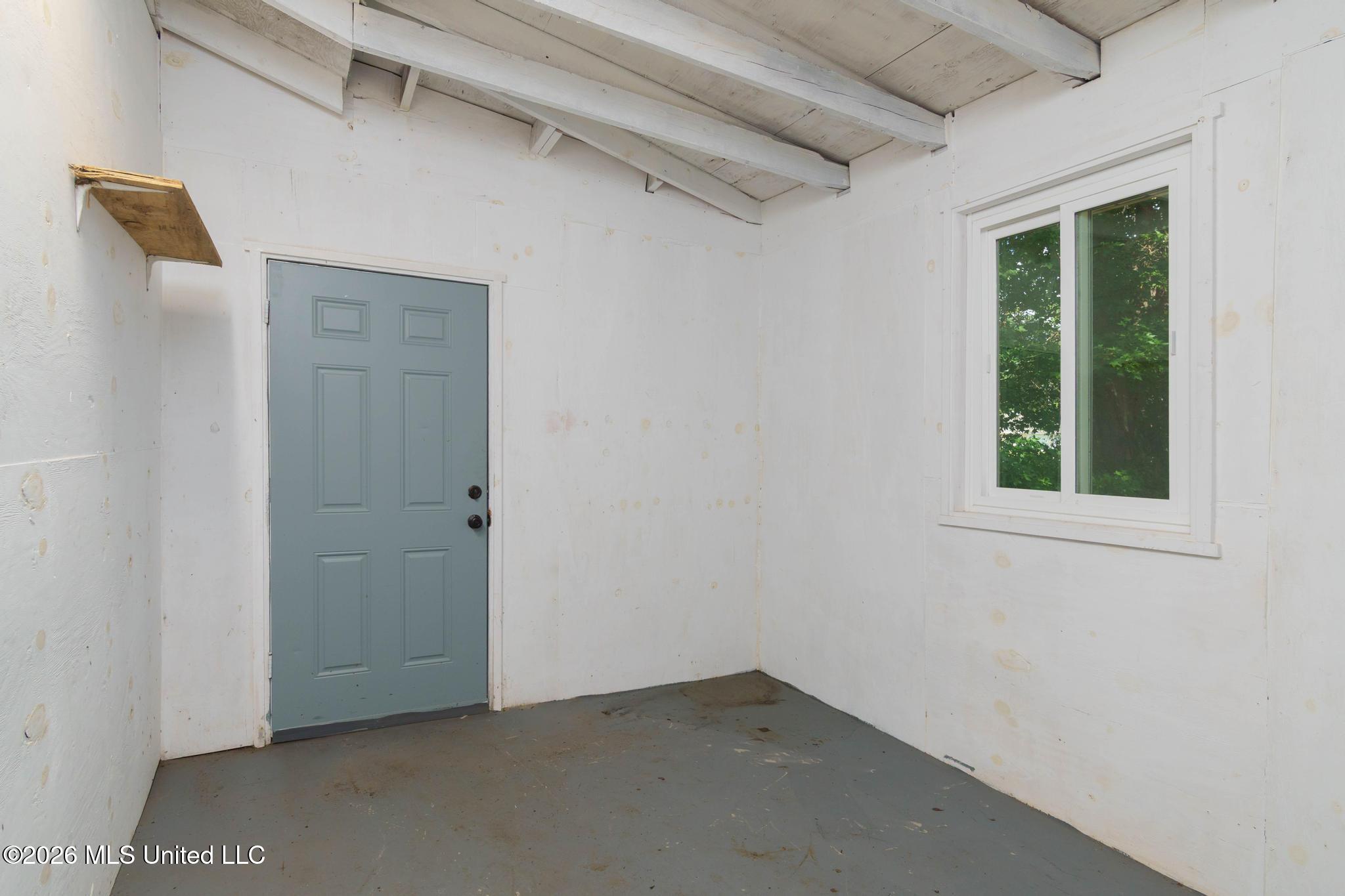 108 Barron Street Property Photo 8