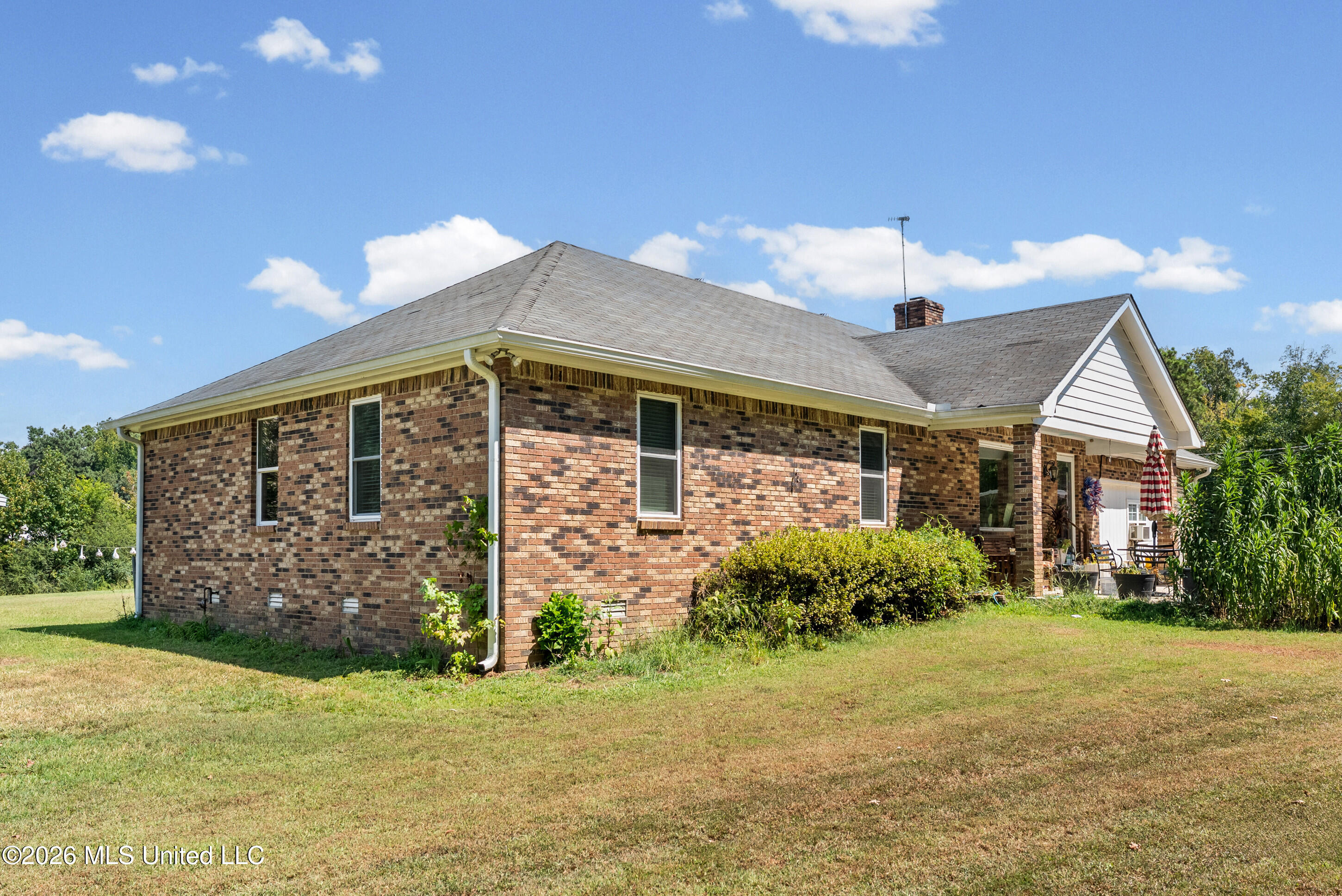 83 County Road 523 Property Photo 3