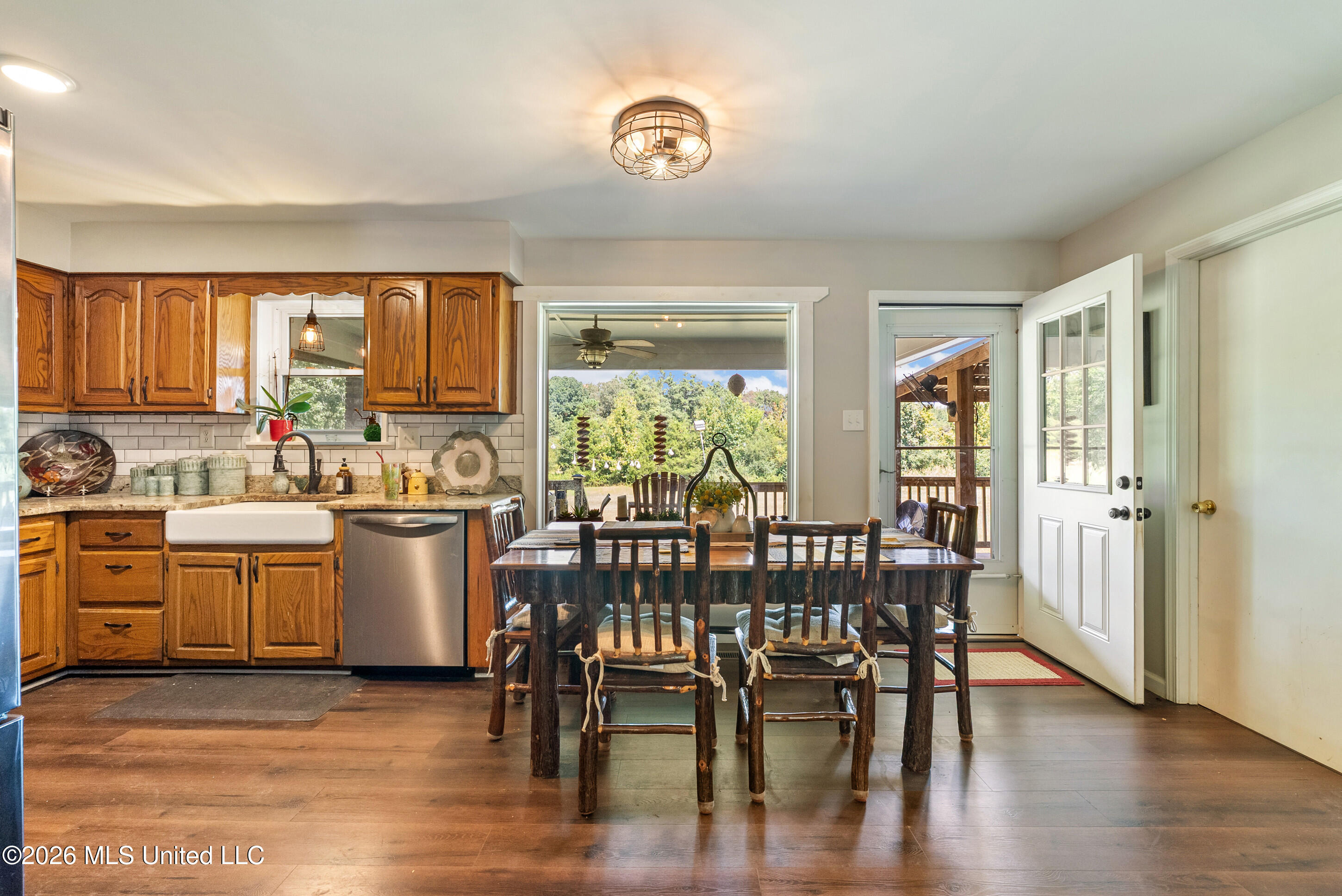 83 County Road 523 Property Photo 6