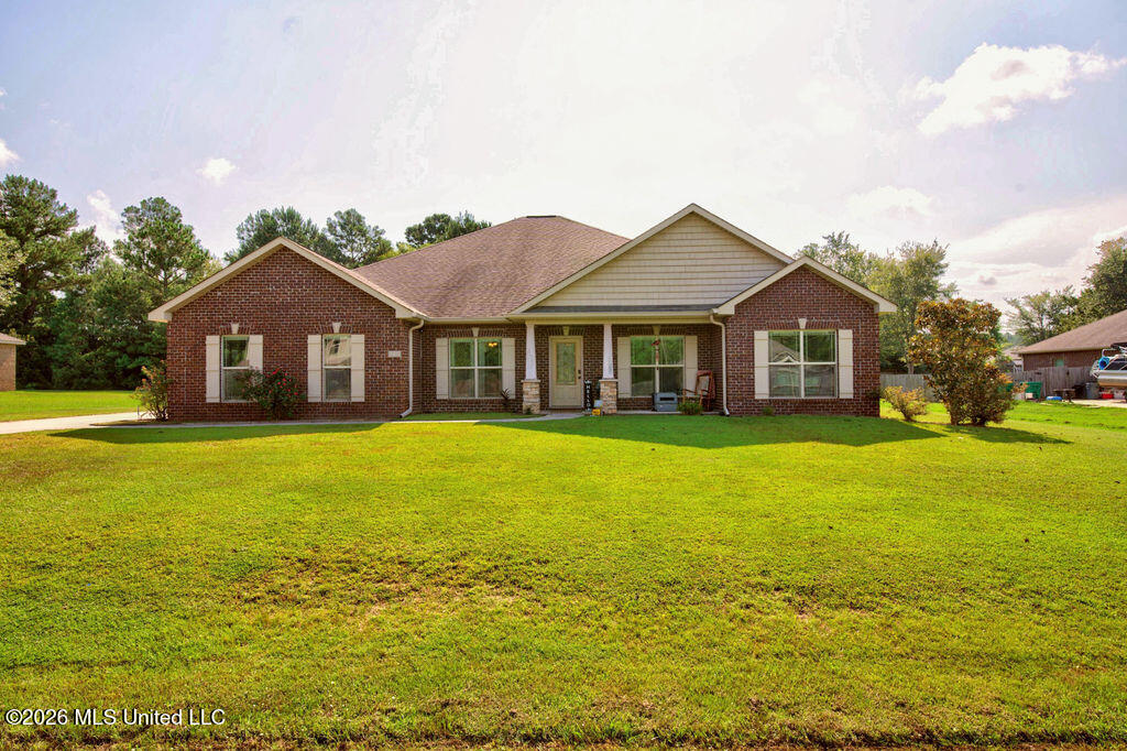 12112 Poplar Drive Property Photo 2