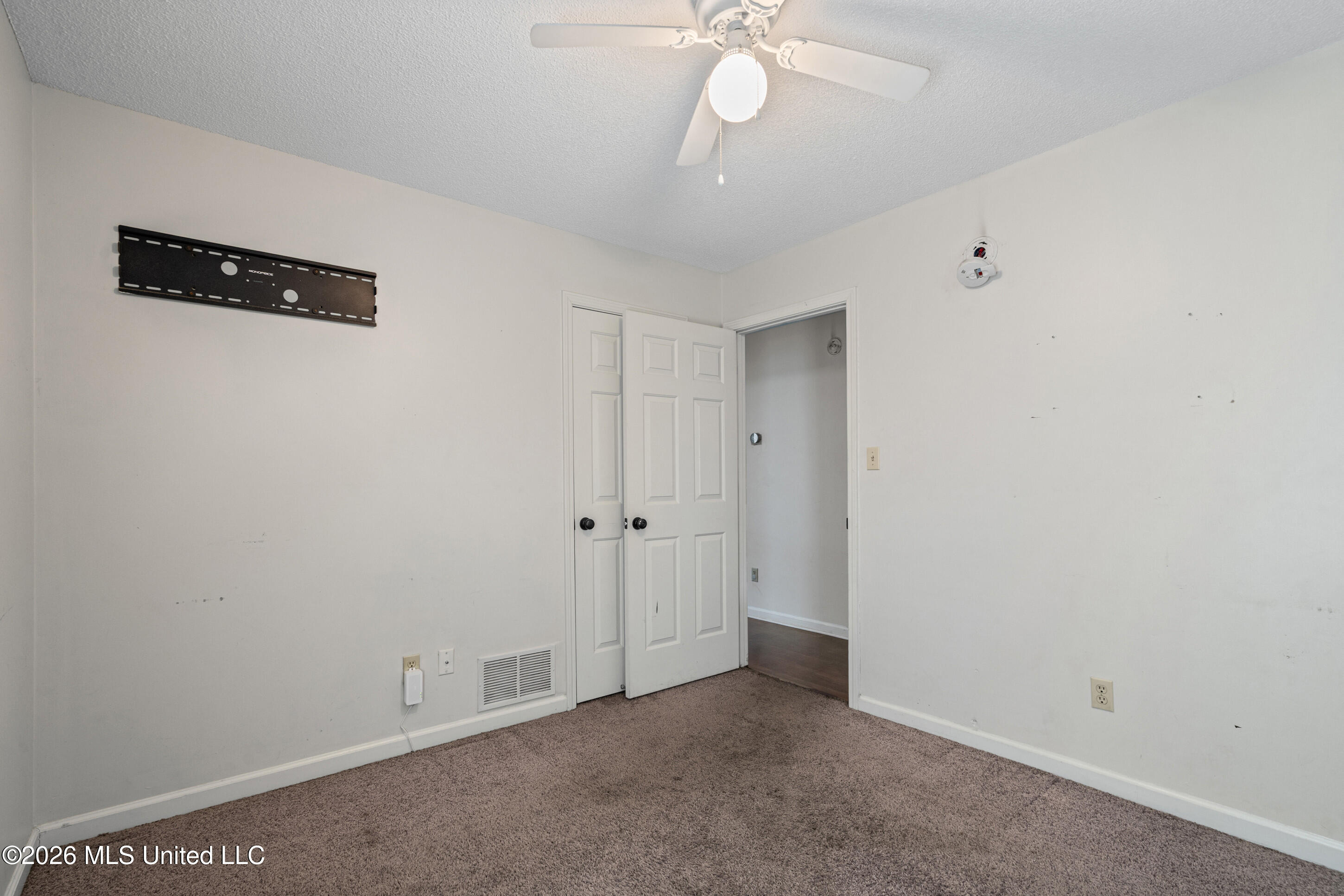 5967 Alexandria Lane Property Photo 17