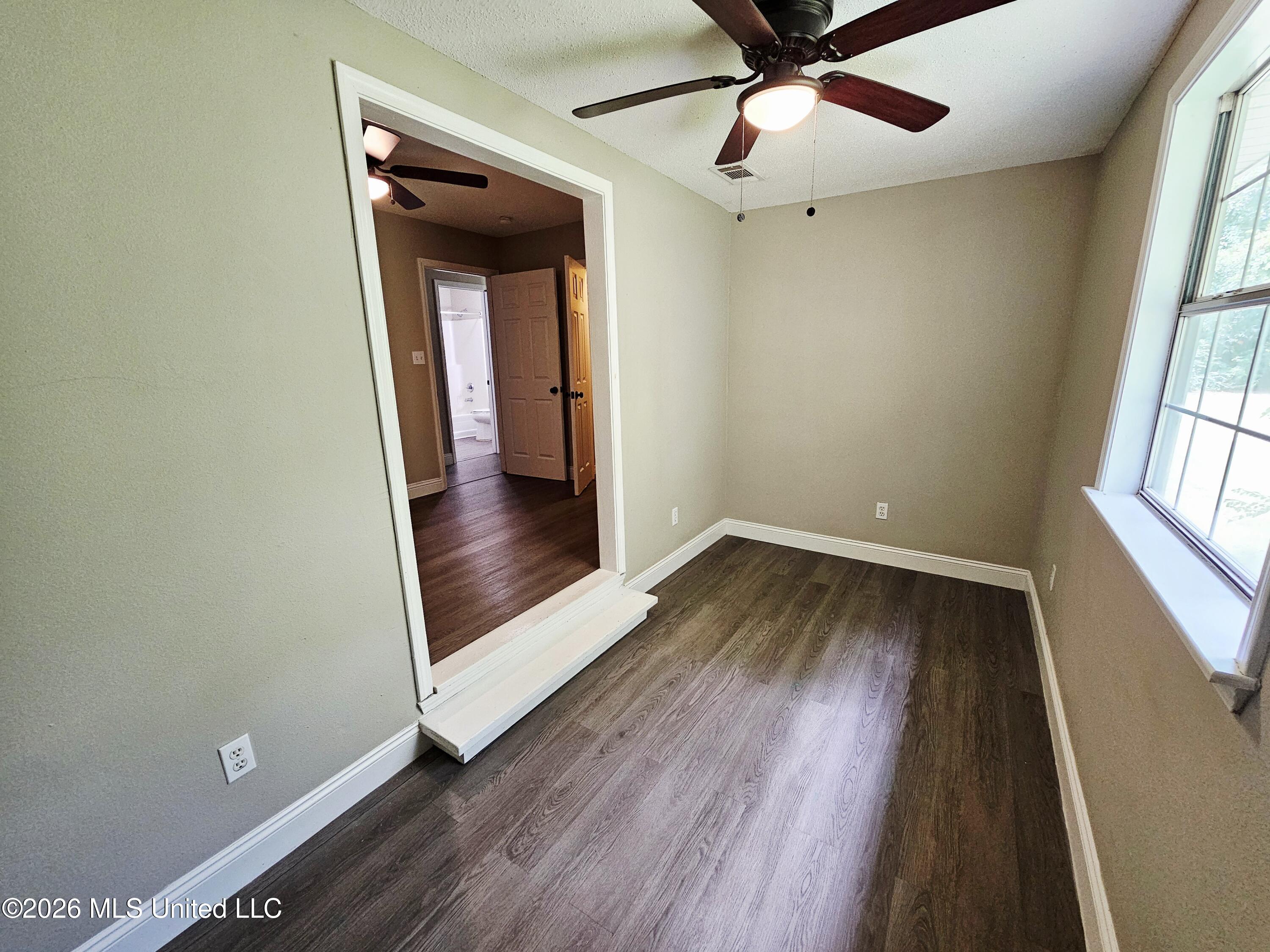 23415 Indian Ridge Road Property Photo 33