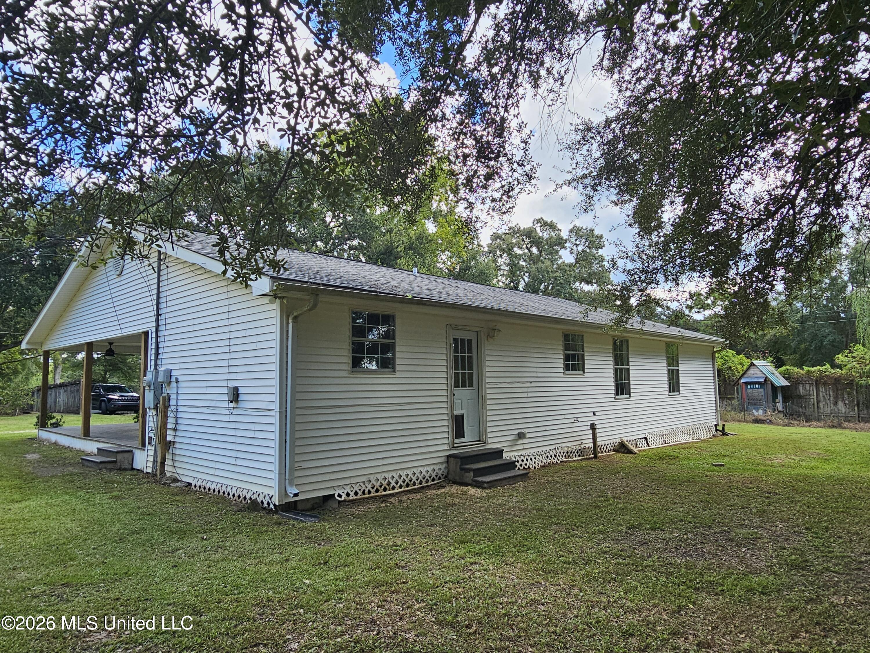 23415 Indian Ridge Road Property Photo 35
