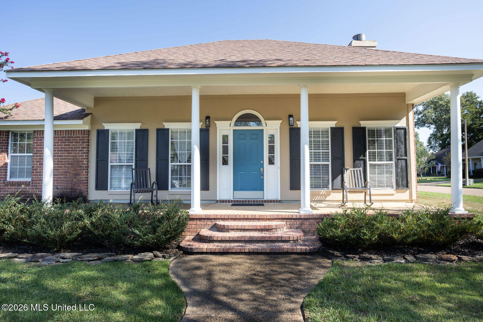 12 Windwood Cove Property Photo 1