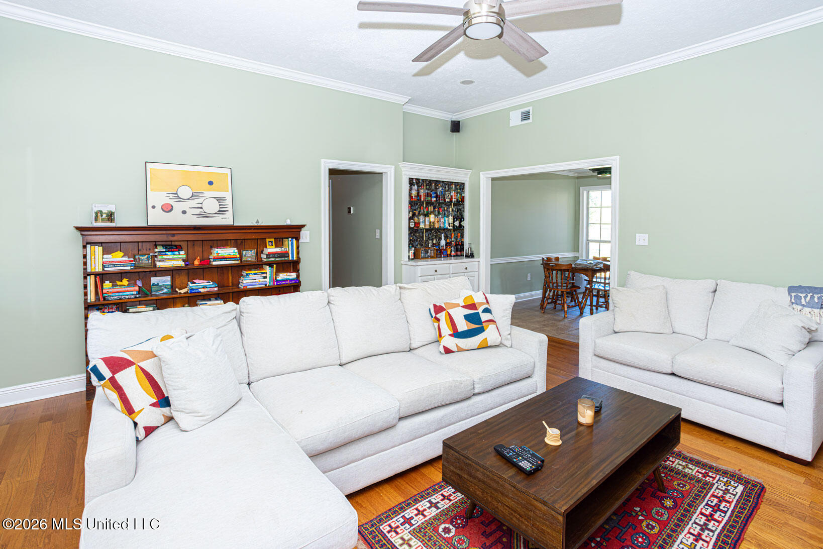 12 Windwood Cove Property Photo 9