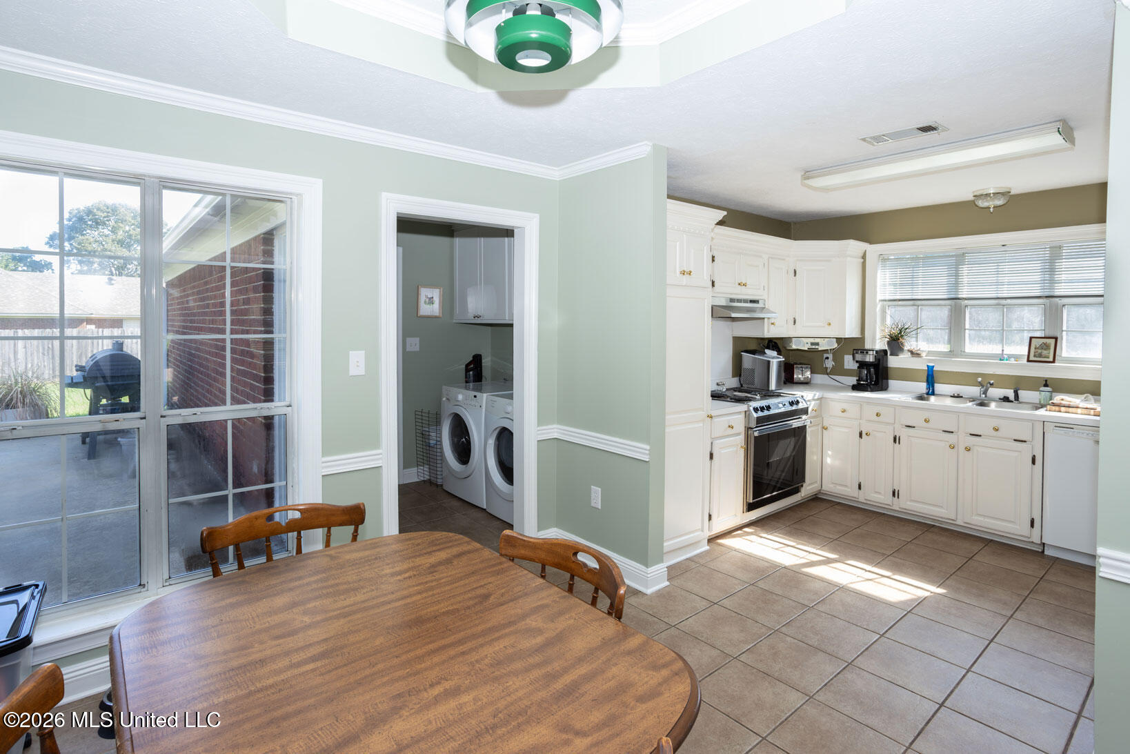 12 Windwood Cove Property Photo 12