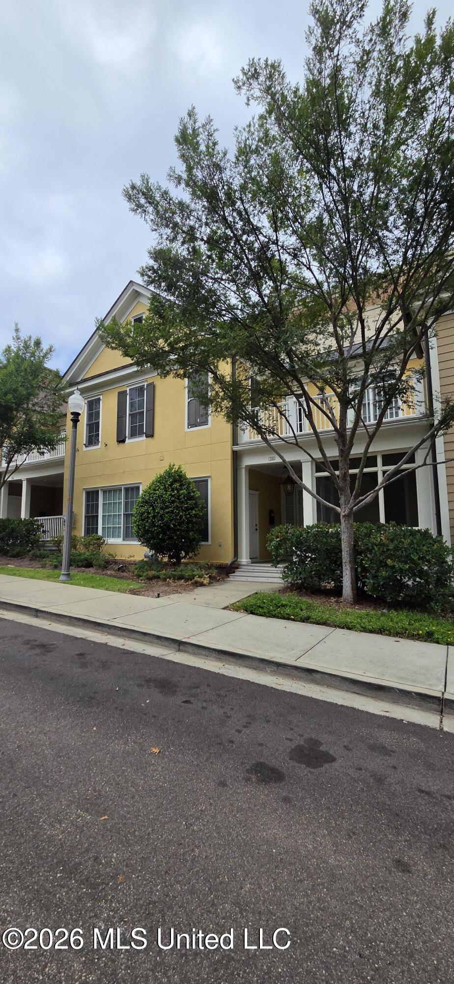 710 Manship Street Property Photo 2