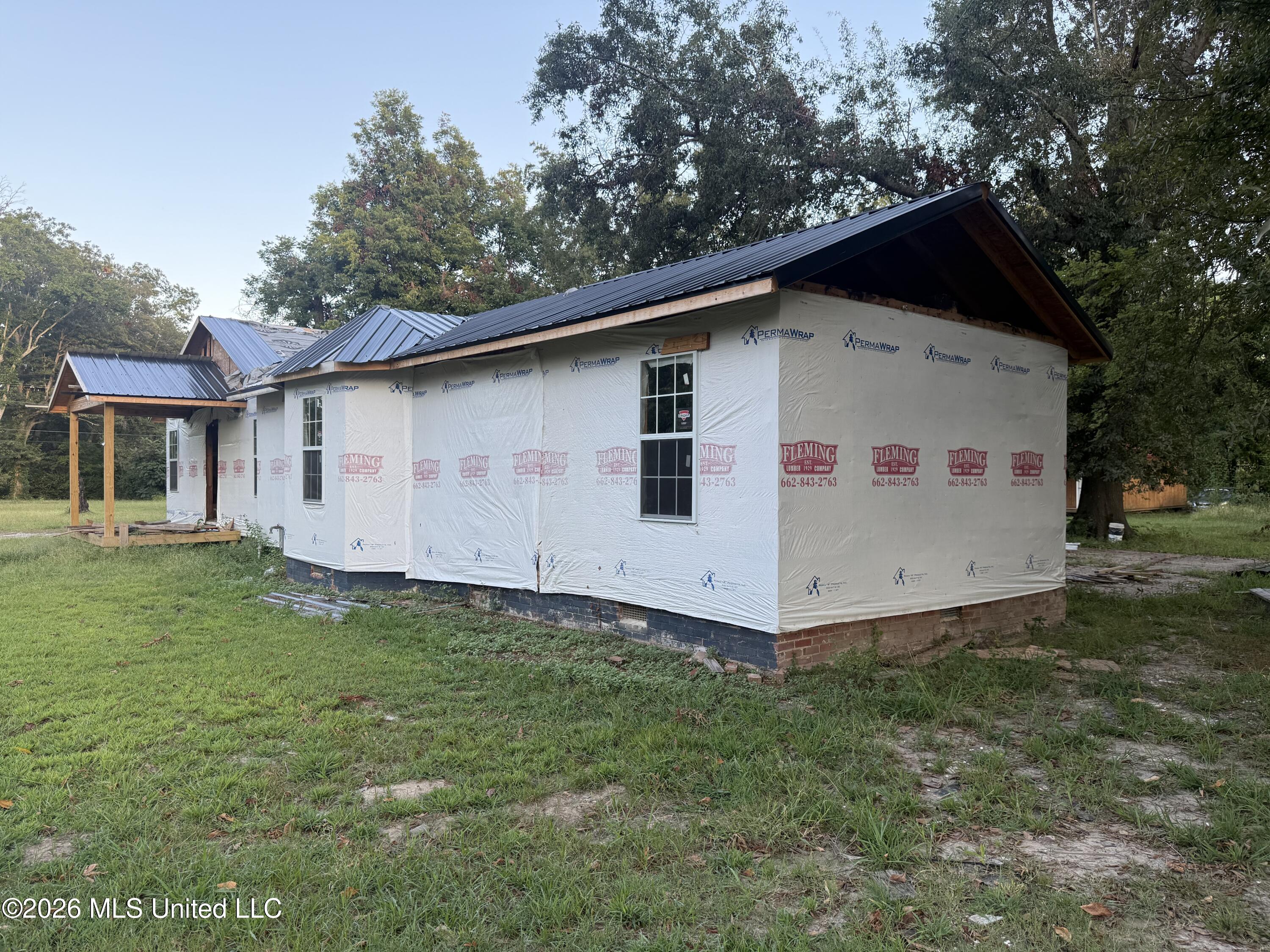 275 Ruby Avenue Property Photo 5