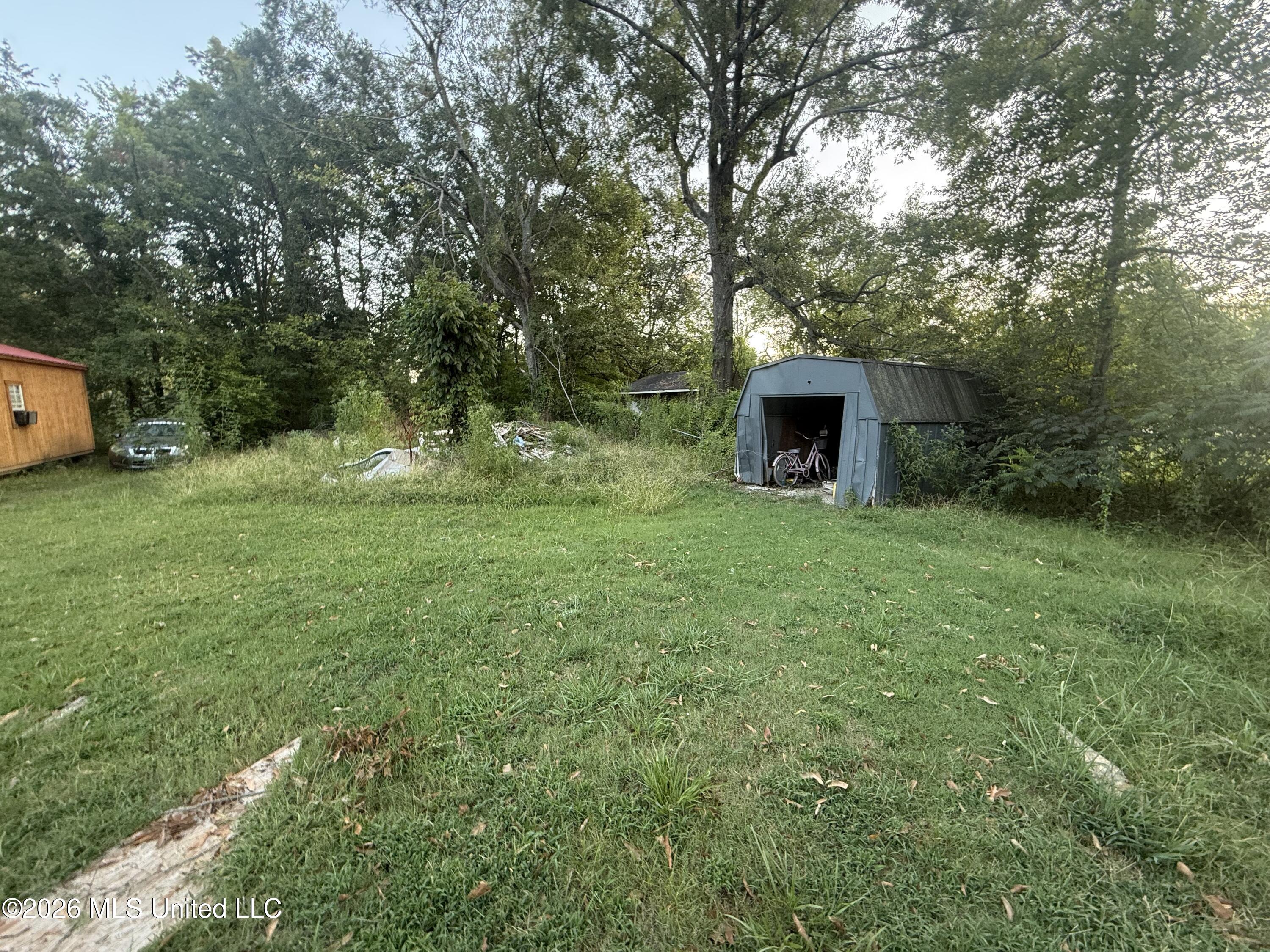 275 Ruby Avenue Property Photo 12