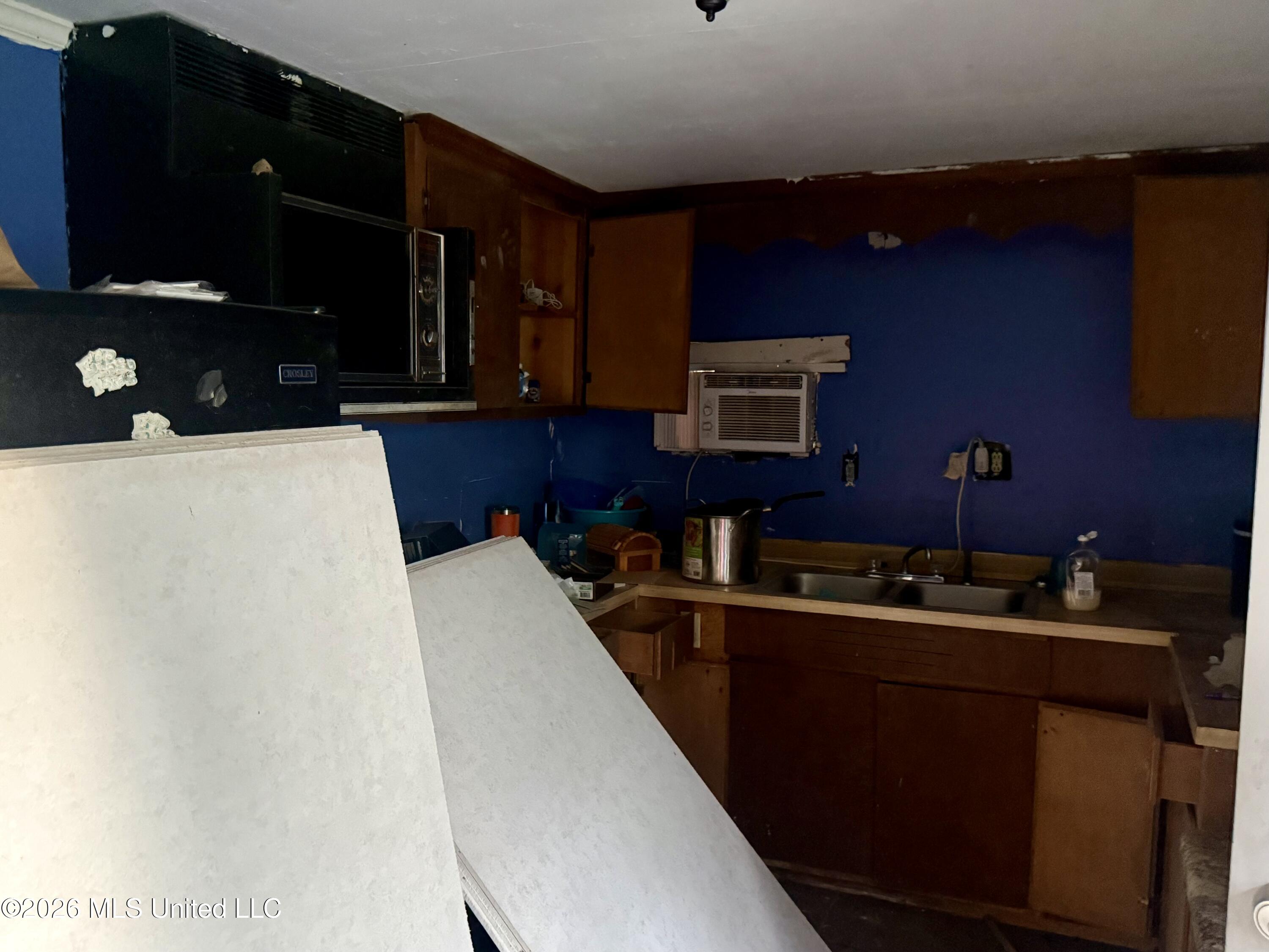 275 Ruby Avenue Property Photo 15