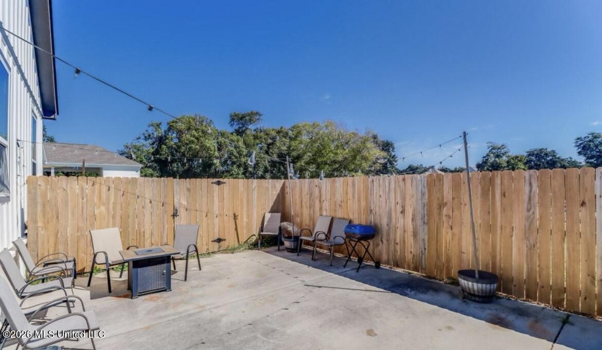 156 Markham Drive Property Photo 11