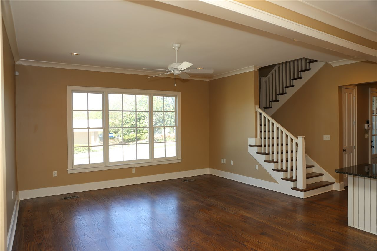 1201 North Street Property Photo 6