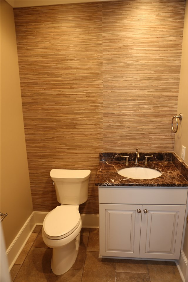 1201 North Street Property Photo 9