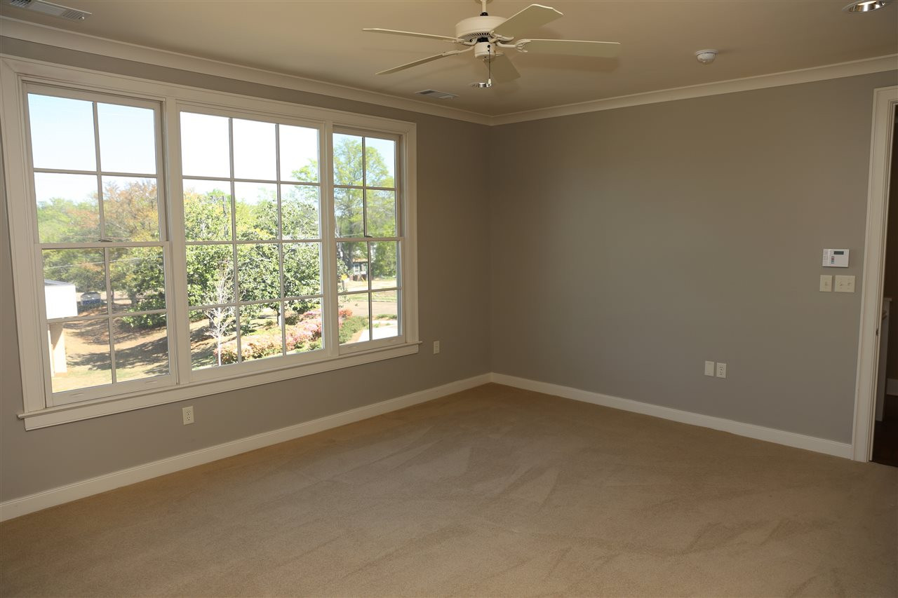 1201 North Street Property Photo 15