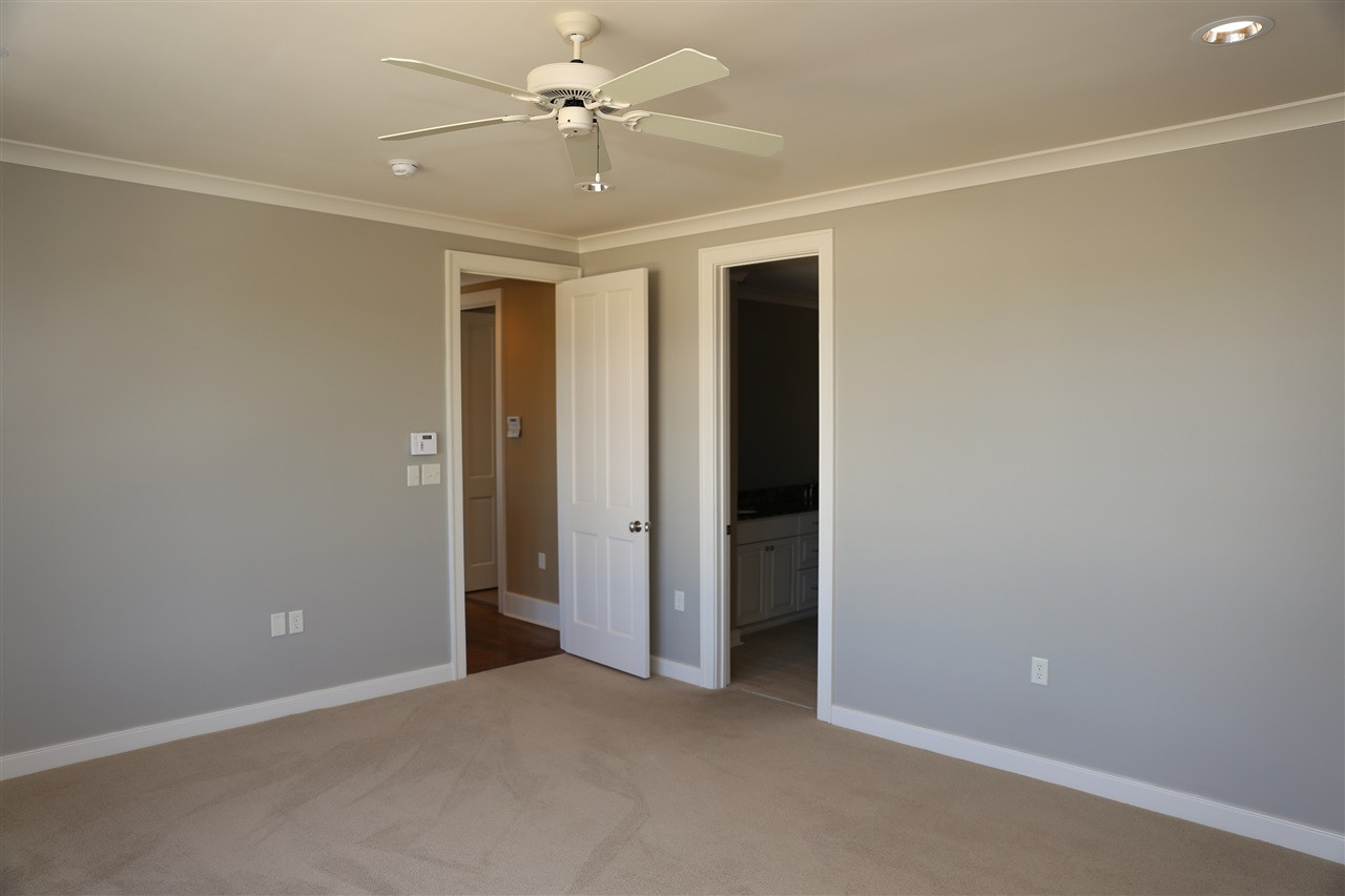 1201 North Street Property Photo 16