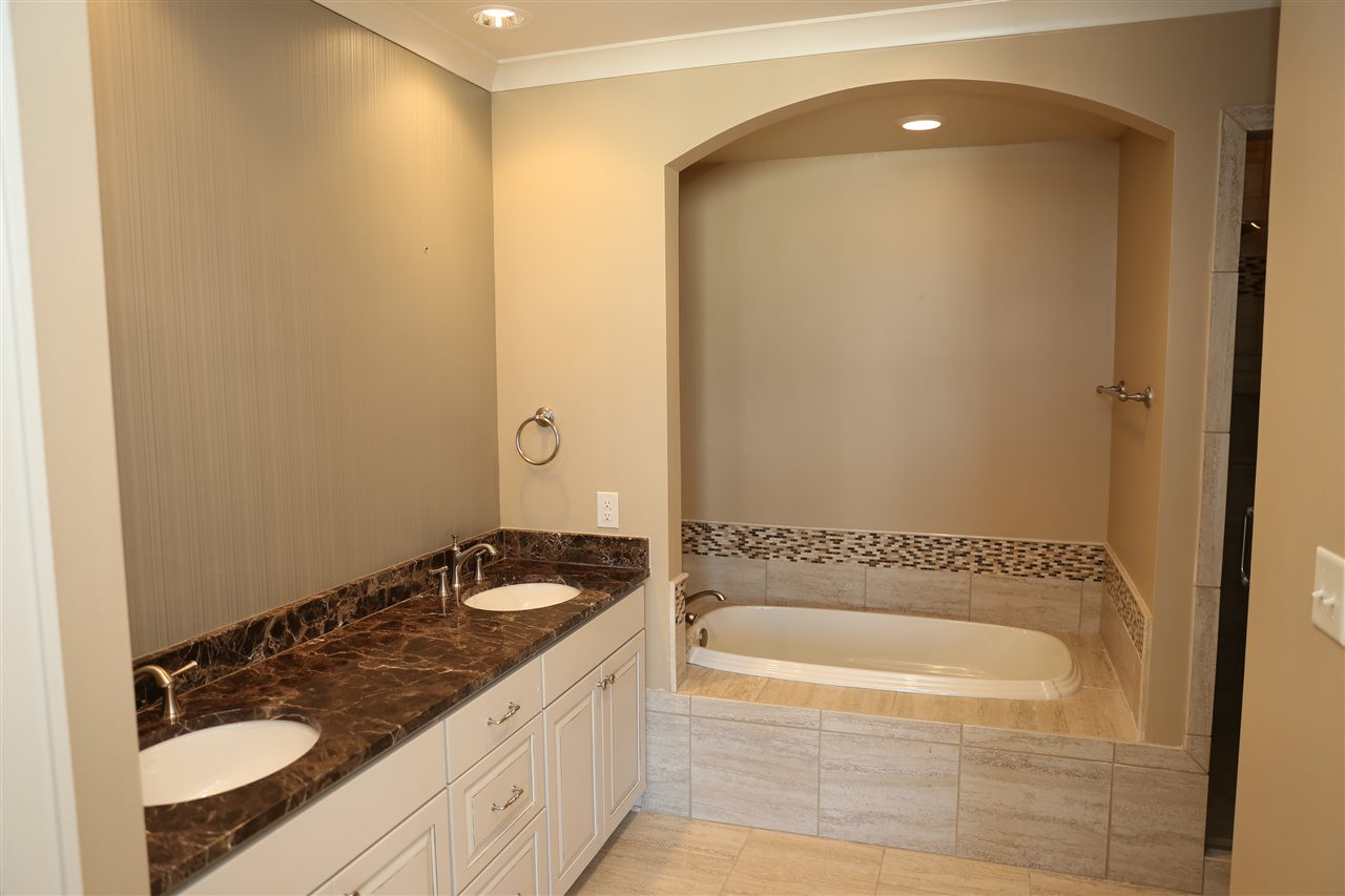 1201 North Street Property Photo 17