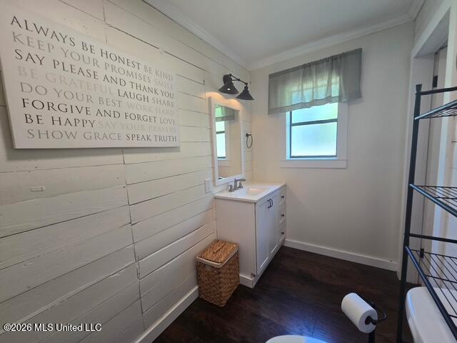 220 W Batson Avenue Property Photo 9
