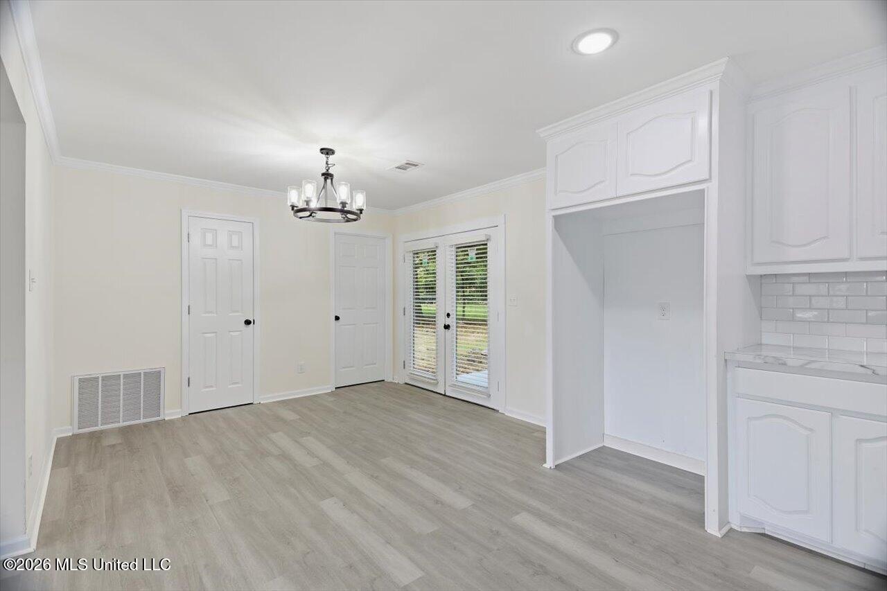 5332 Clair Street Property Photo 13