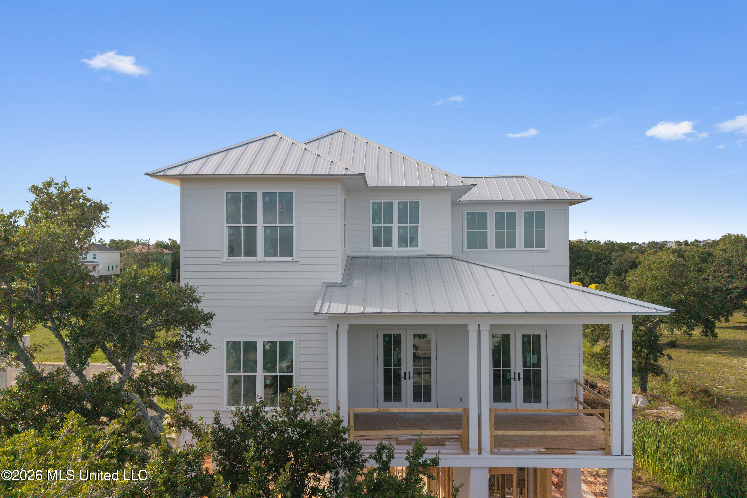 125 Sandy Beach Drive Property Photo 1