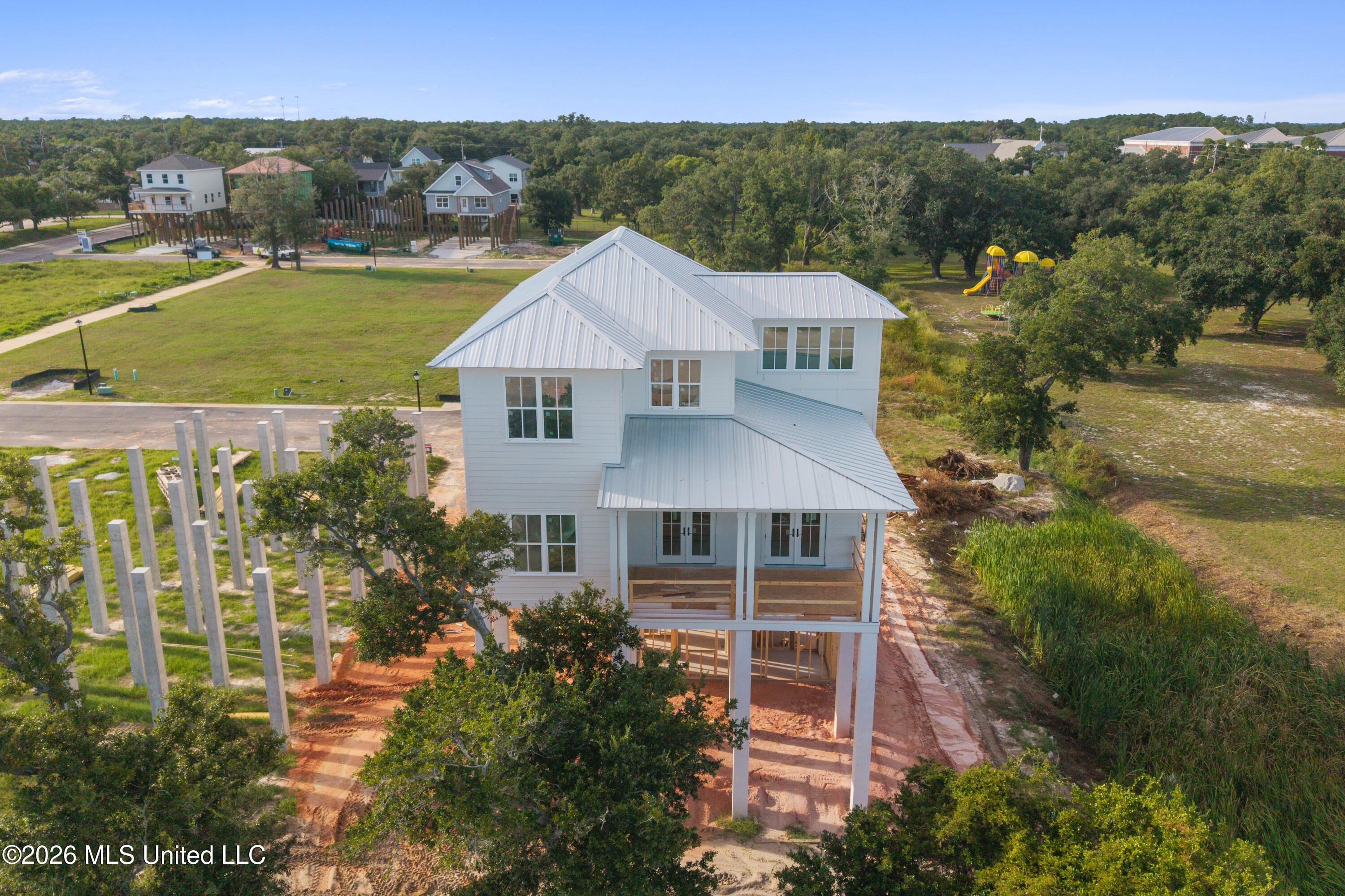 125 Sandy Beach Drive Property Photo 2