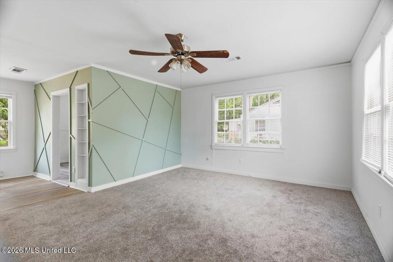 150 Sewanee Drive Property Photo 4