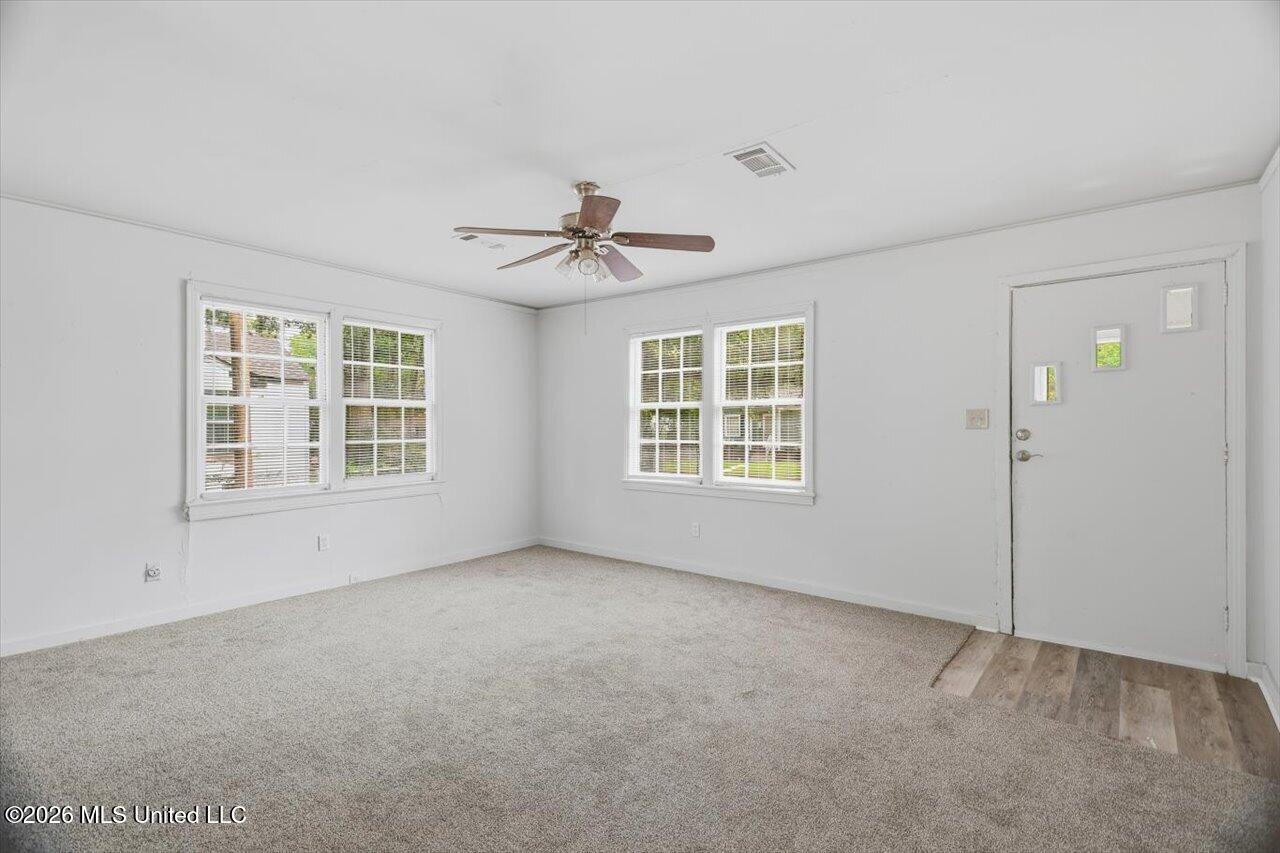 150 Sewanee Drive Property Photo 6