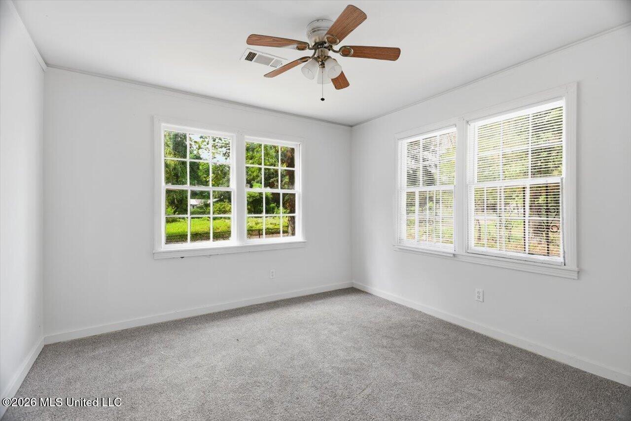 150 Sewanee Drive Property Photo 10