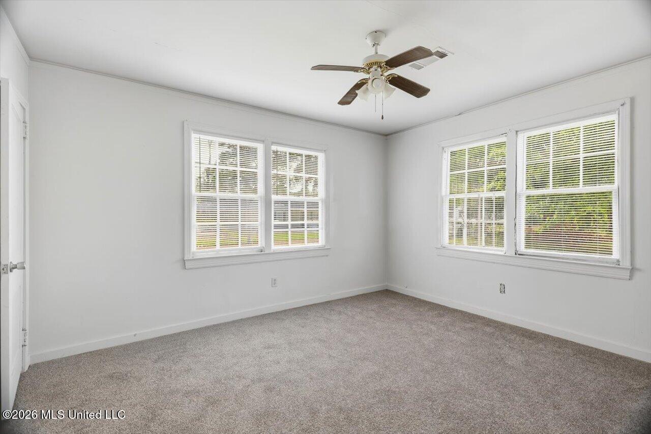 150 Sewanee Drive Property Photo 11