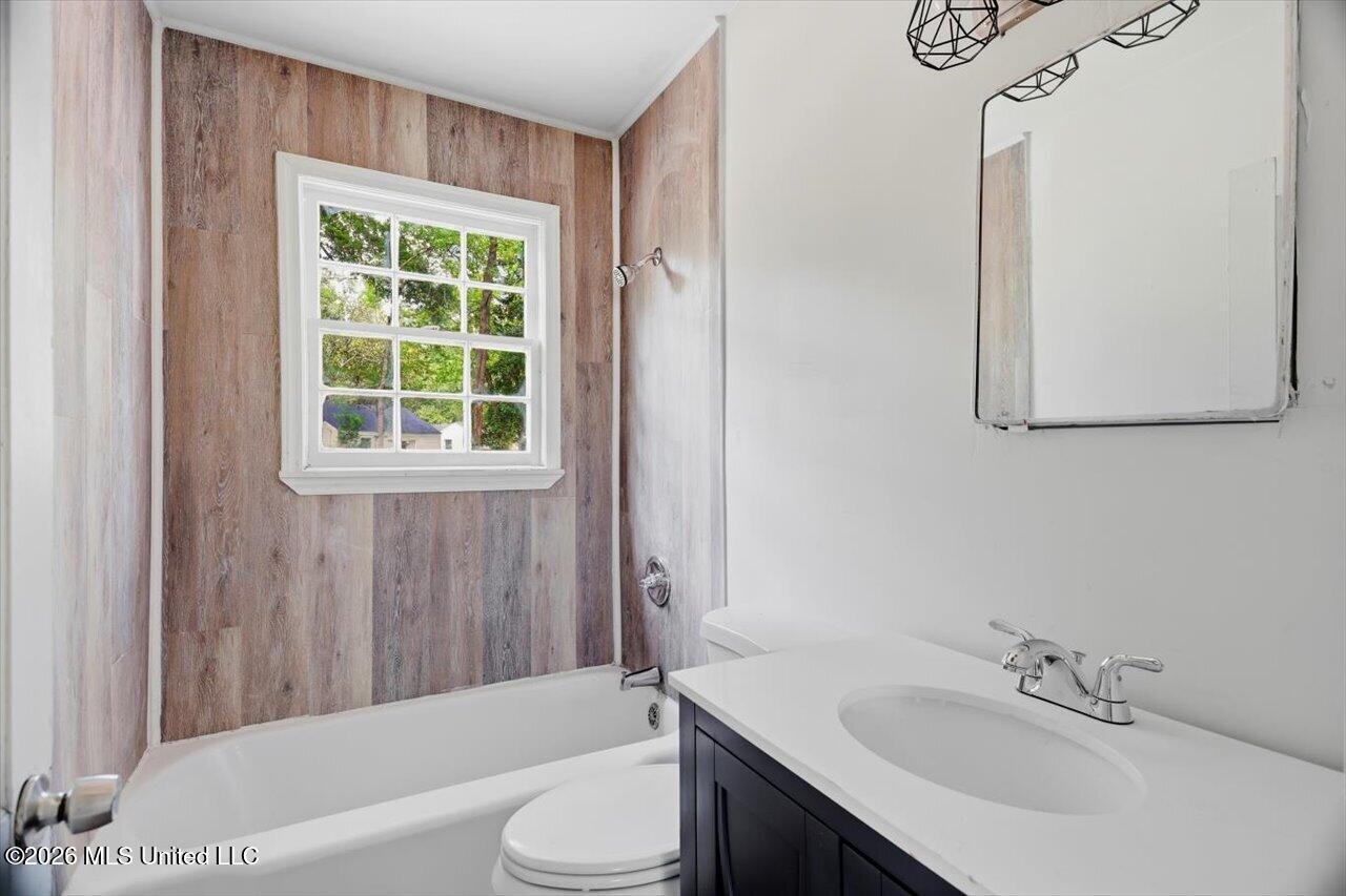 150 Sewanee Drive Property Photo 12