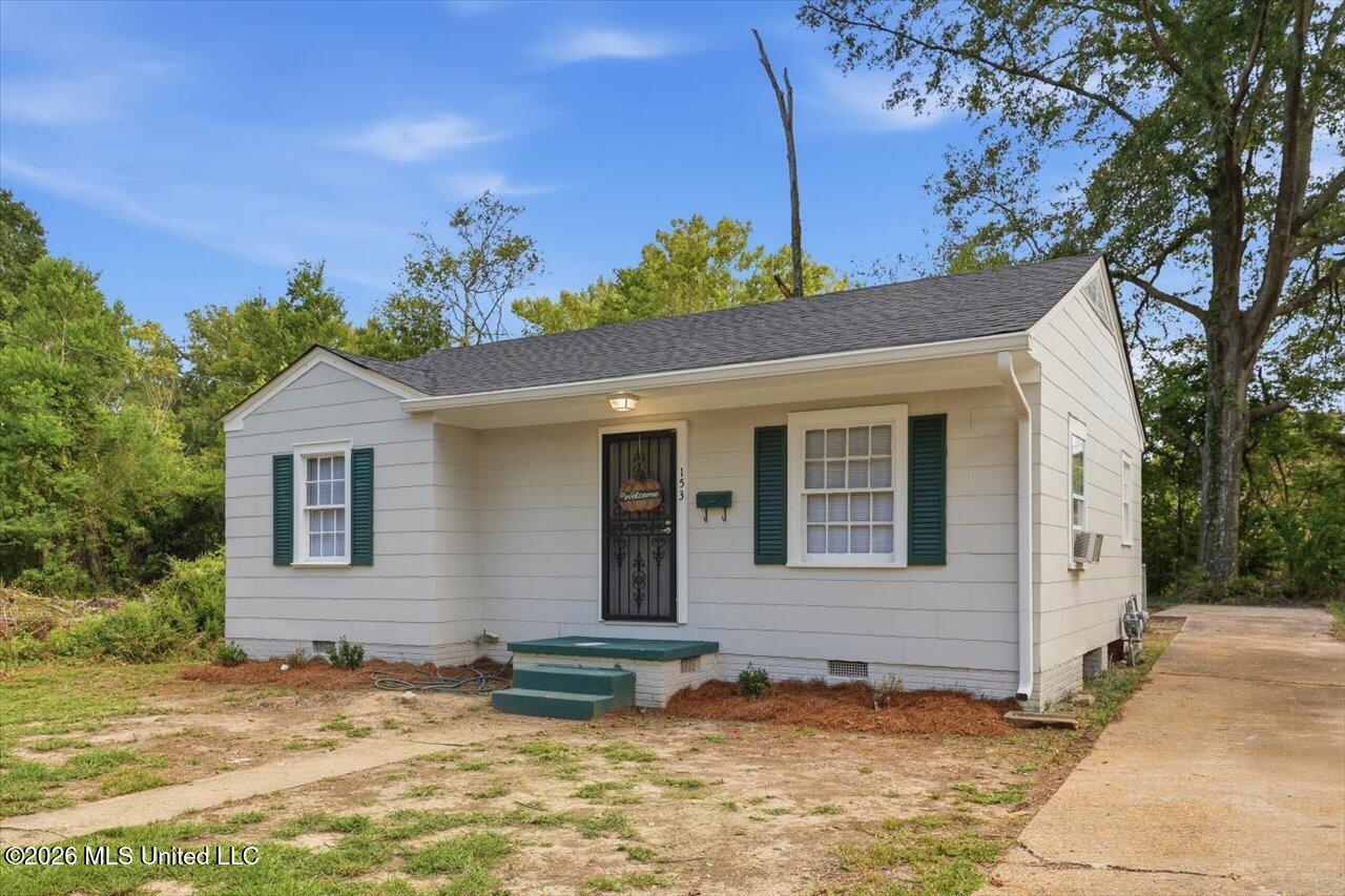 153 Sewanee Drive Property Photo 1