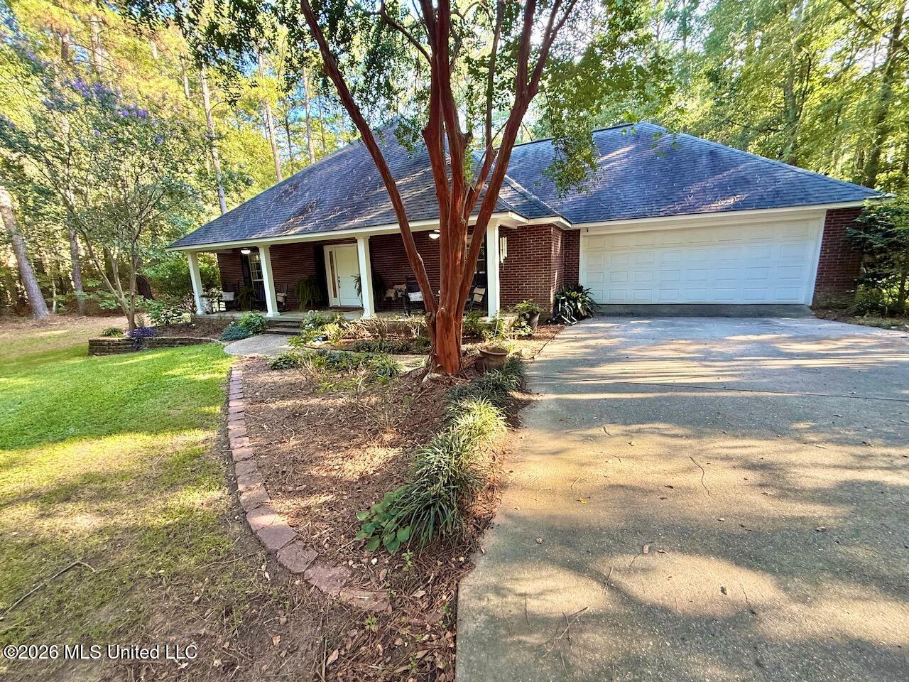648 Springridge Trail Property Photo 6