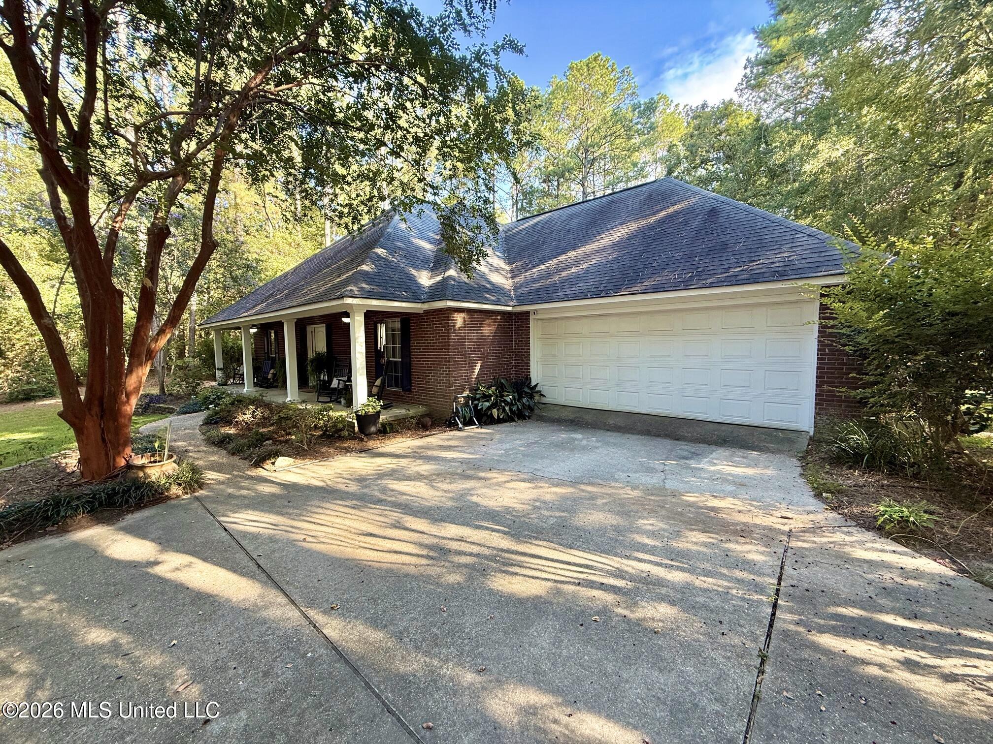 648 Springridge Trail Property Photo 10