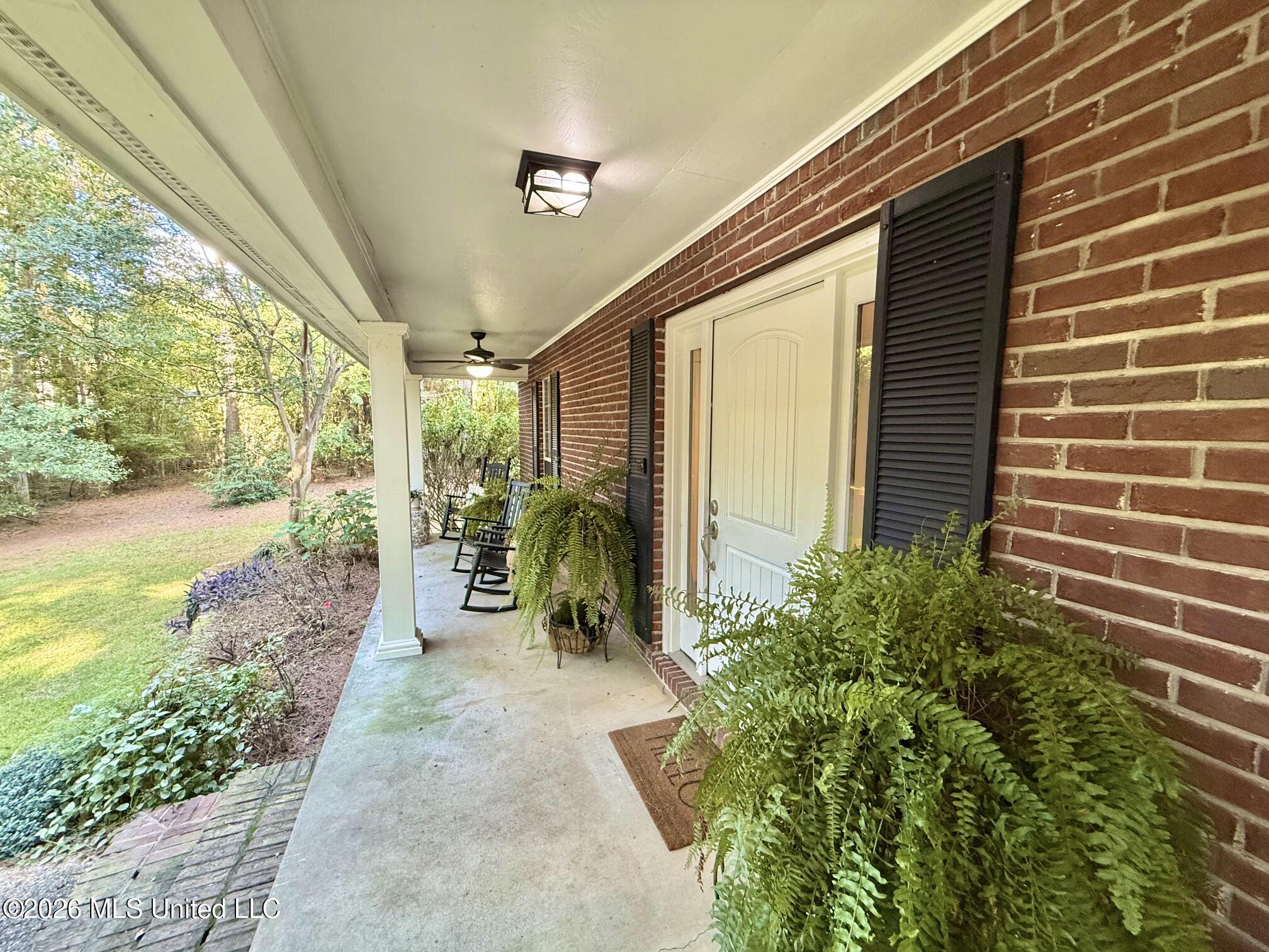 648 Springridge Trail Property Photo 12