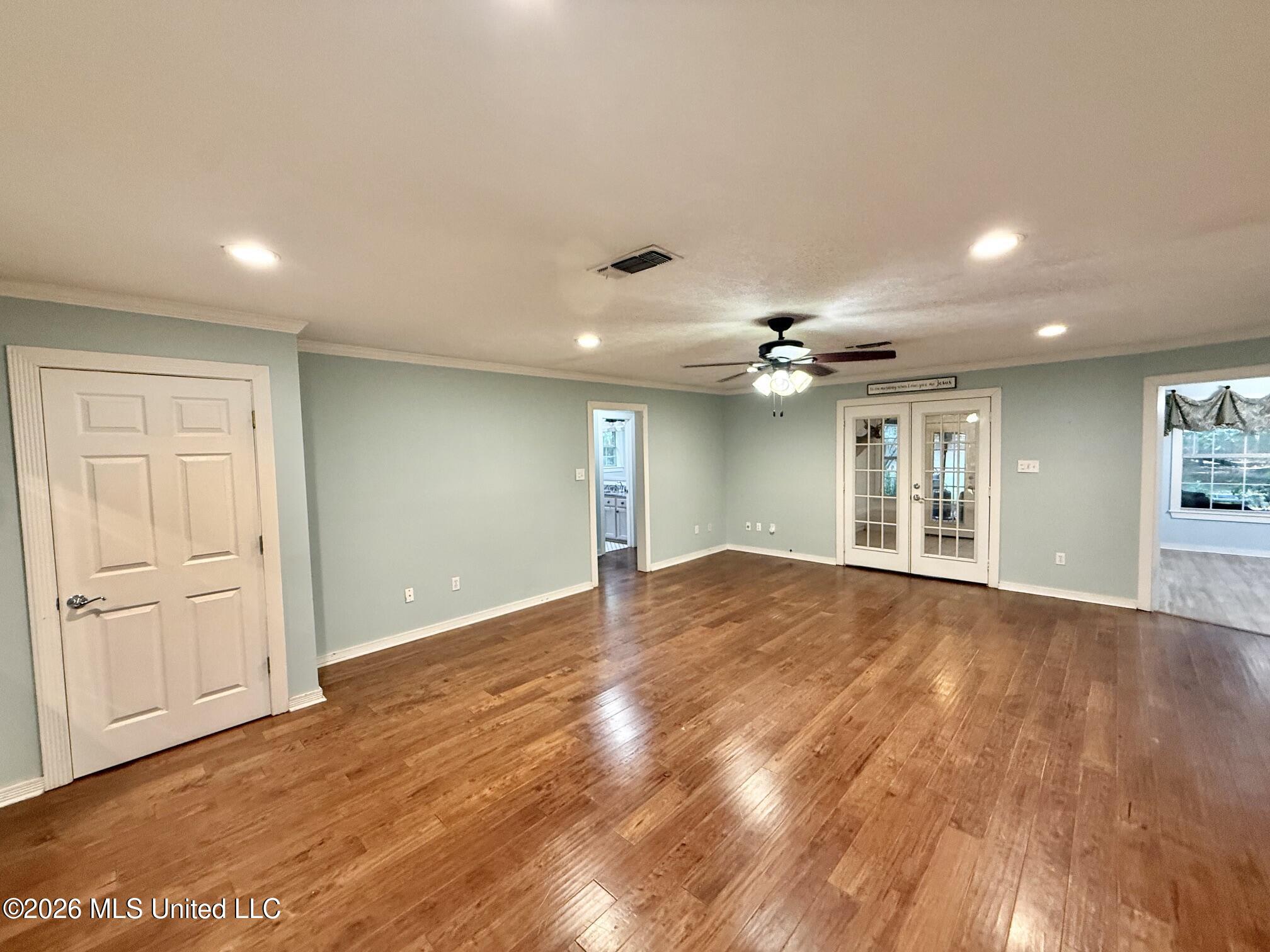 648 Springridge Trail Property Photo 20