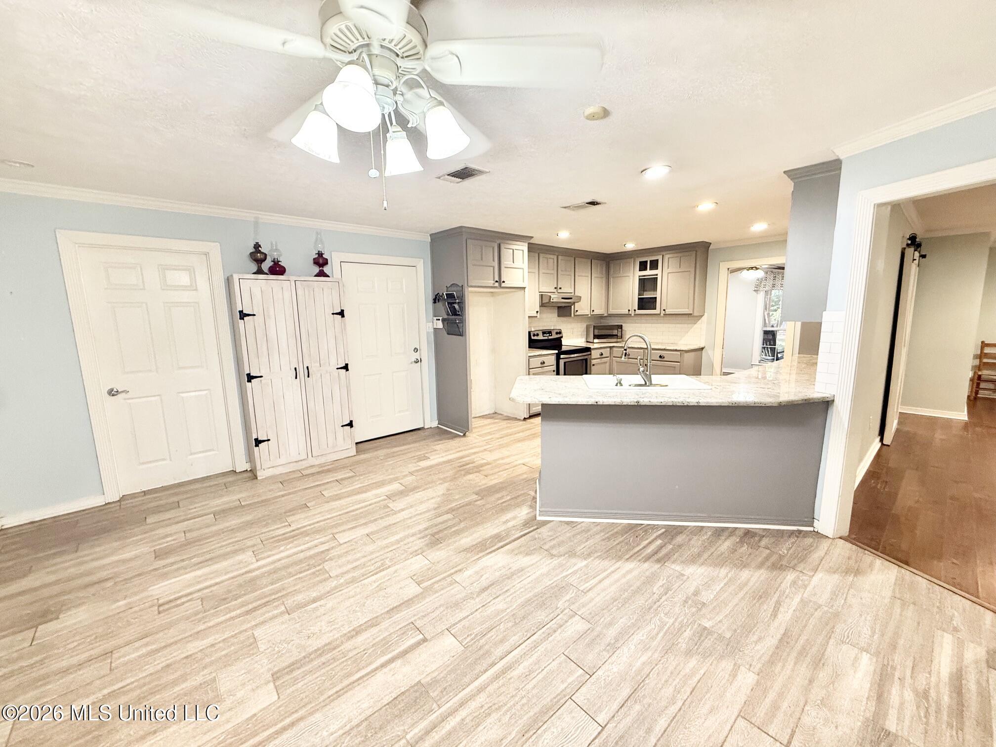 648 Springridge Trail Property Photo 35