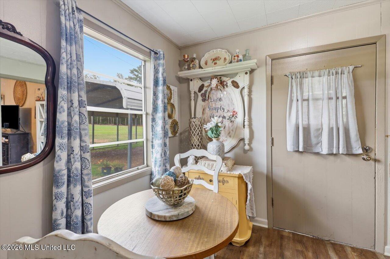 465 Midway Road Property Photo 12