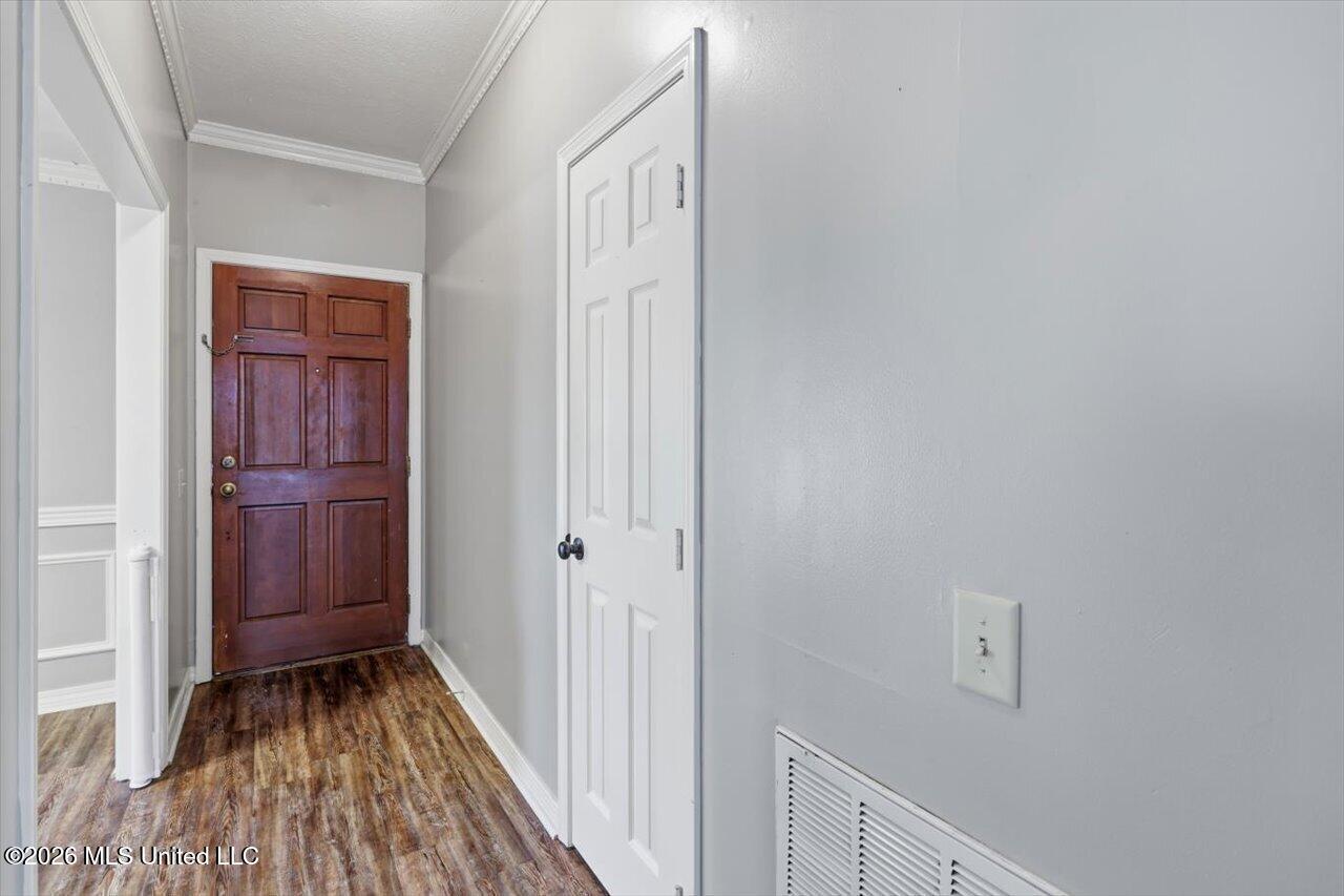 106 Rockwood Drive Property Photo 3
