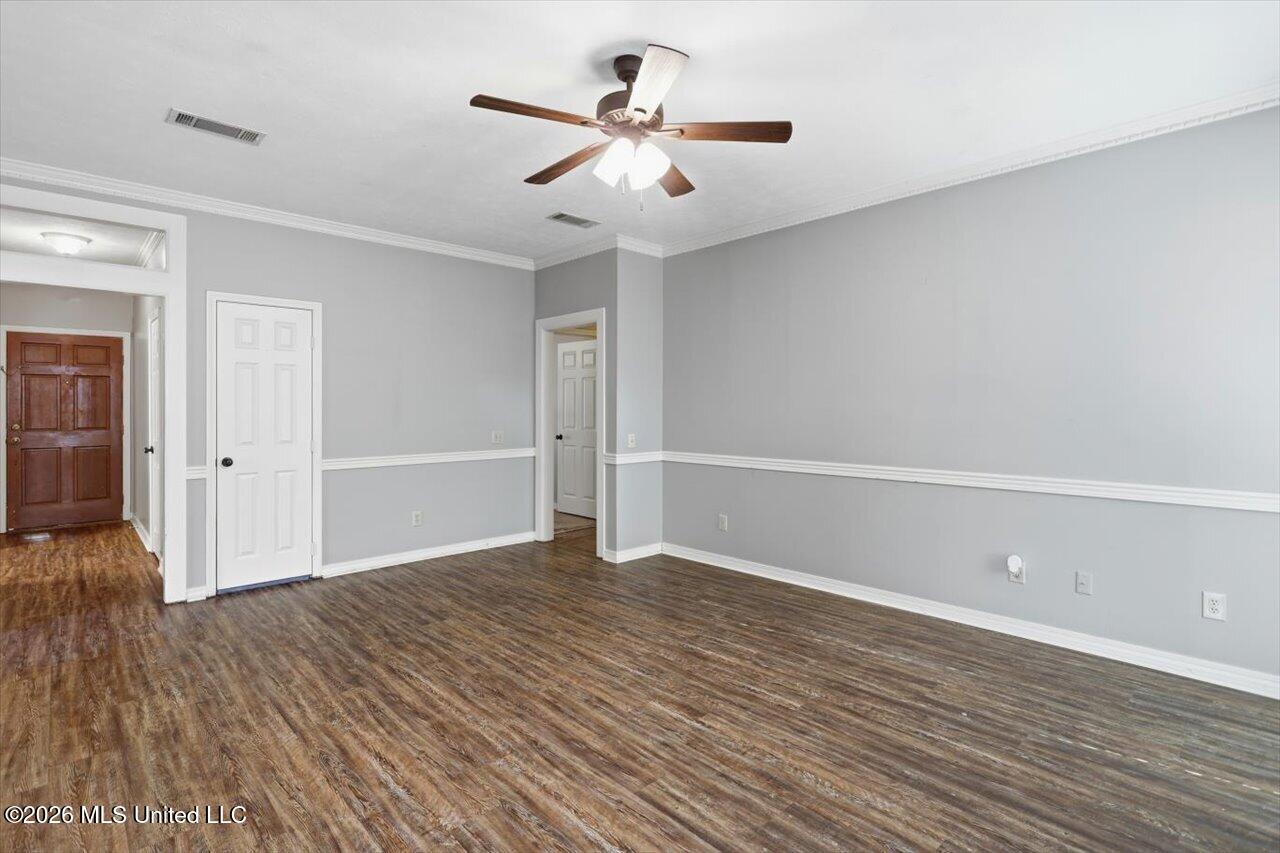 106 Rockwood Drive Property Photo 8