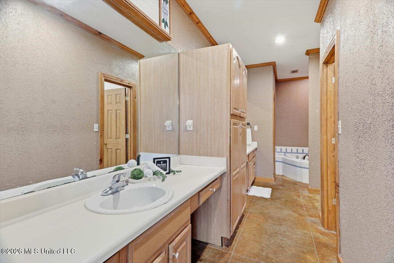 1635 Misty Lane Property Photo 13