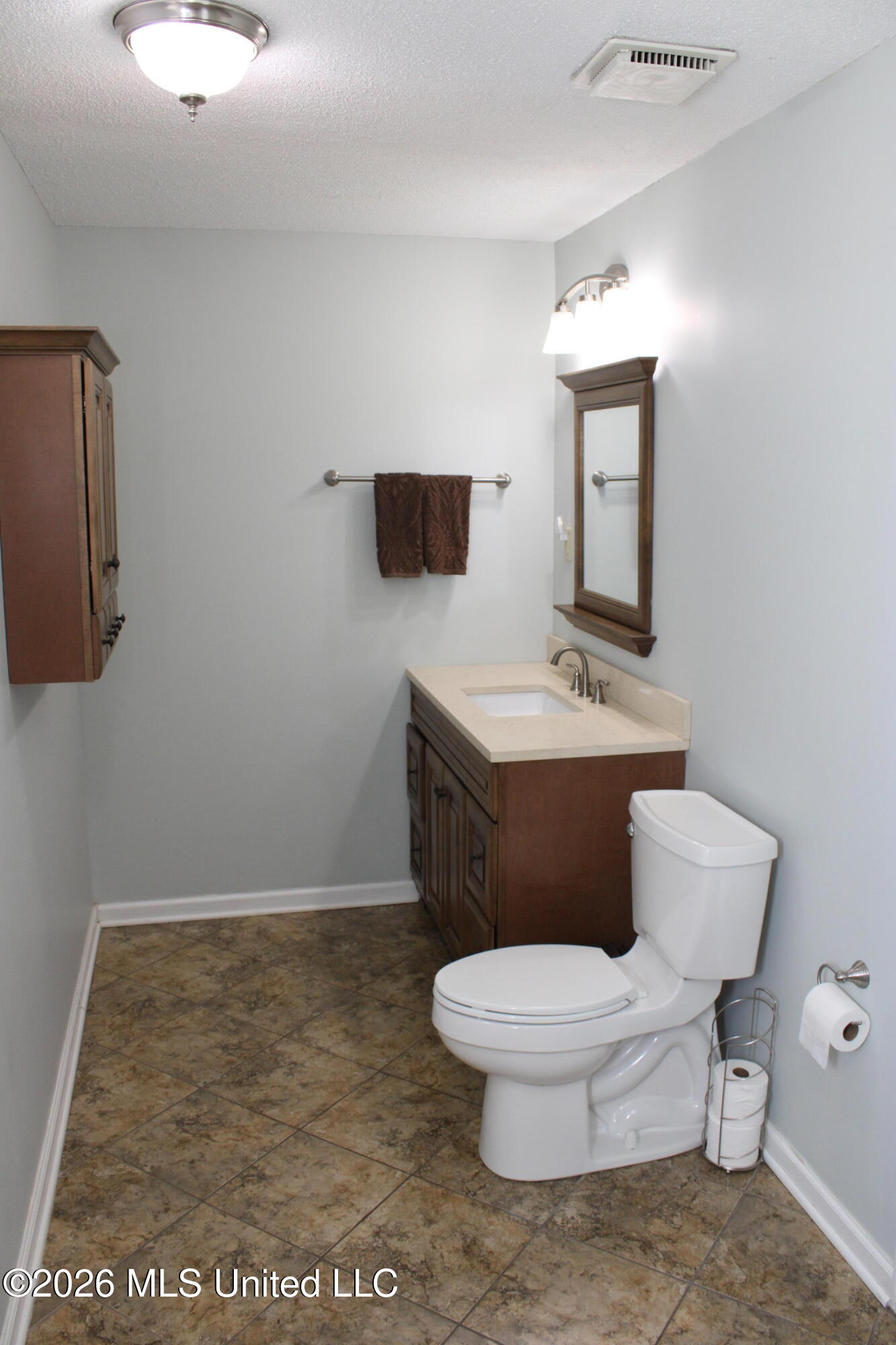 220 Flushing Cove Property Photo 22