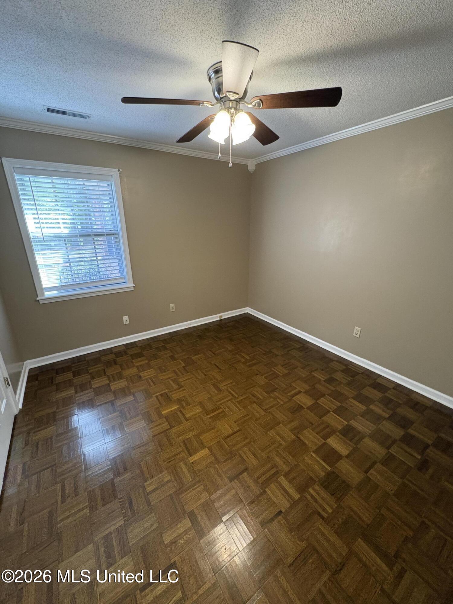 220 Flushing Cove Property Photo 27