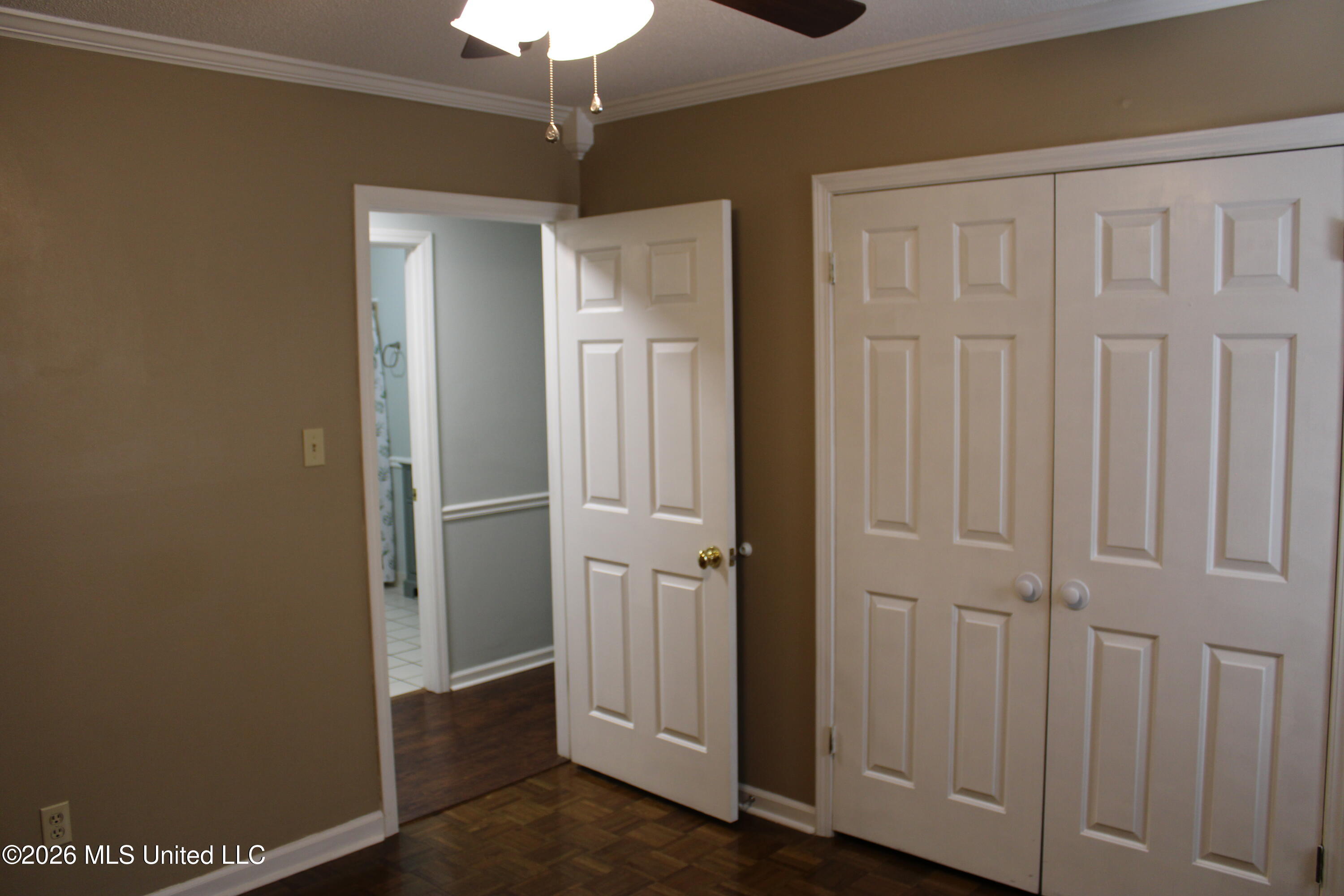 220 Flushing Cove Property Photo 30