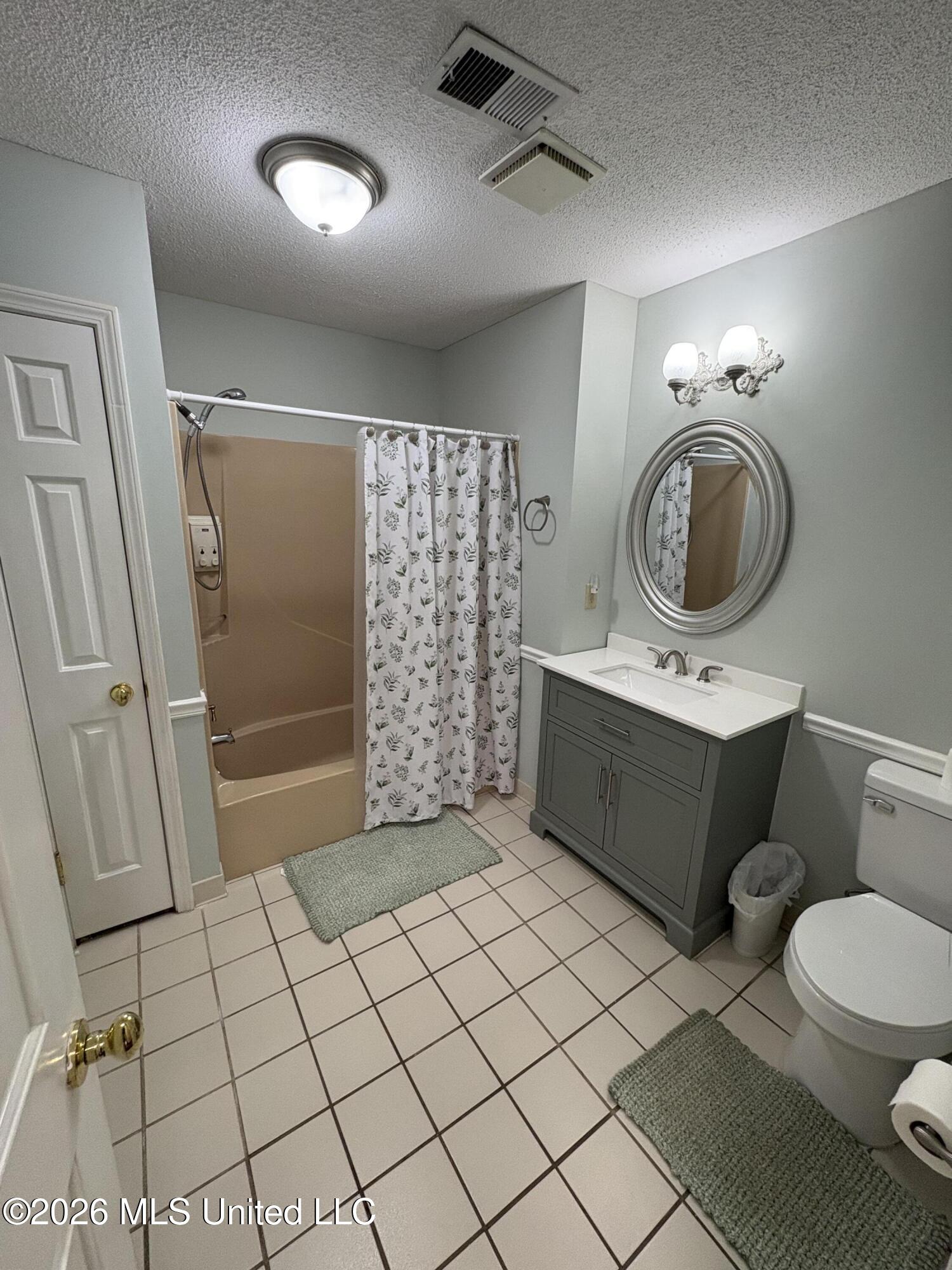 220 Flushing Cove Property Photo 31