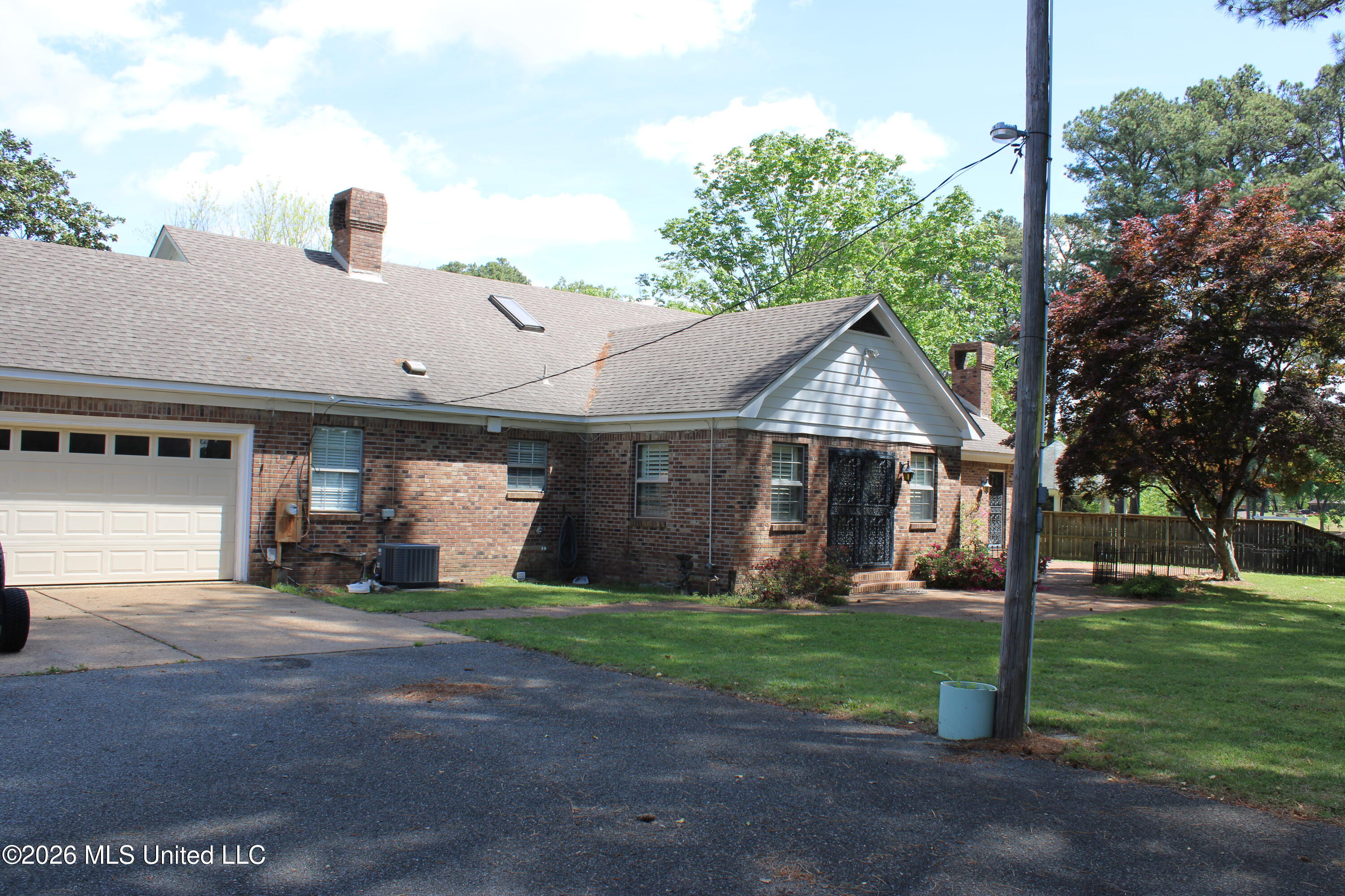 220 Flushing Cove Property Photo 40