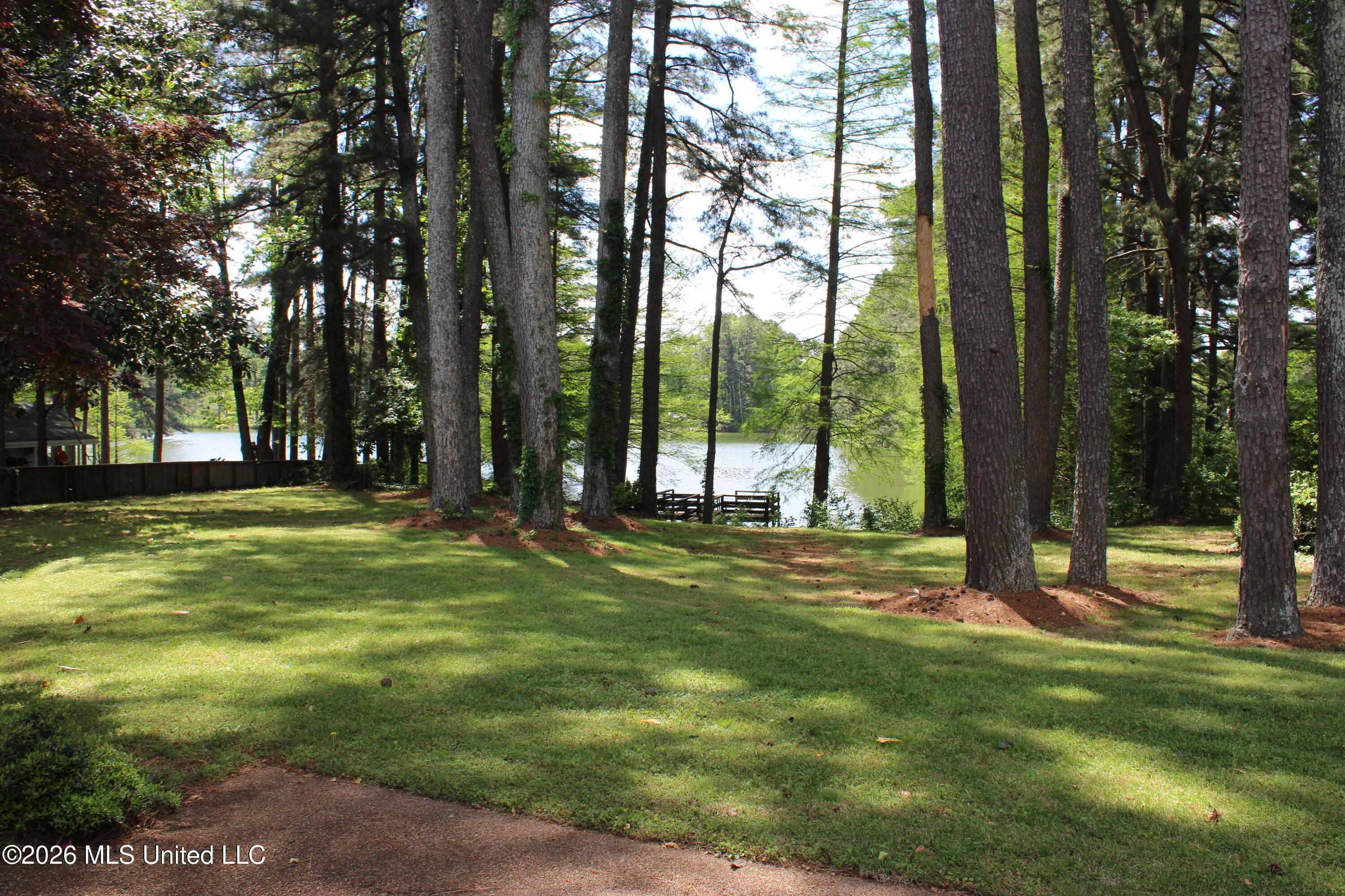 220 Flushing Cove Property Photo 46