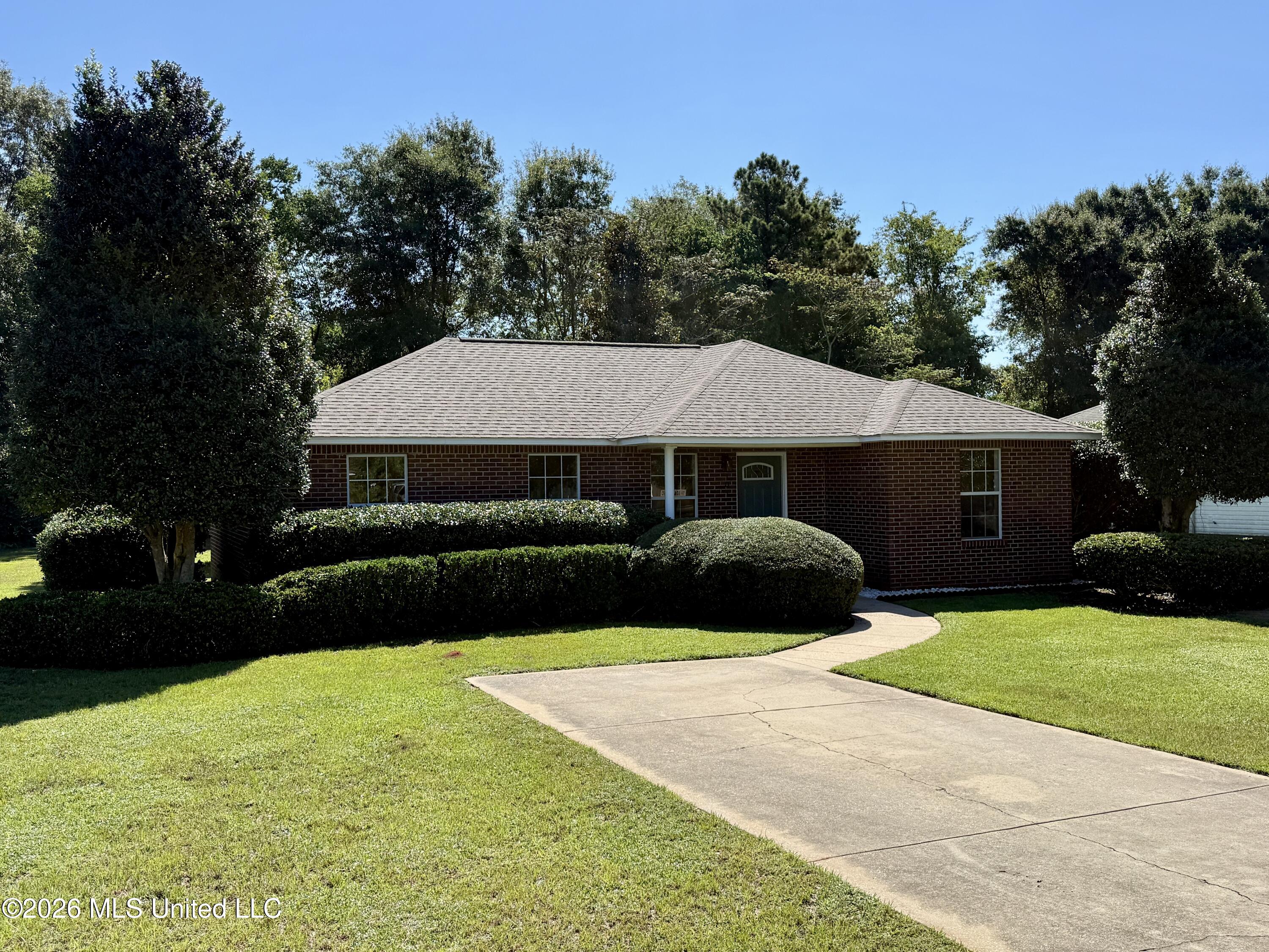 101 Maci Lane Property Photo 2
