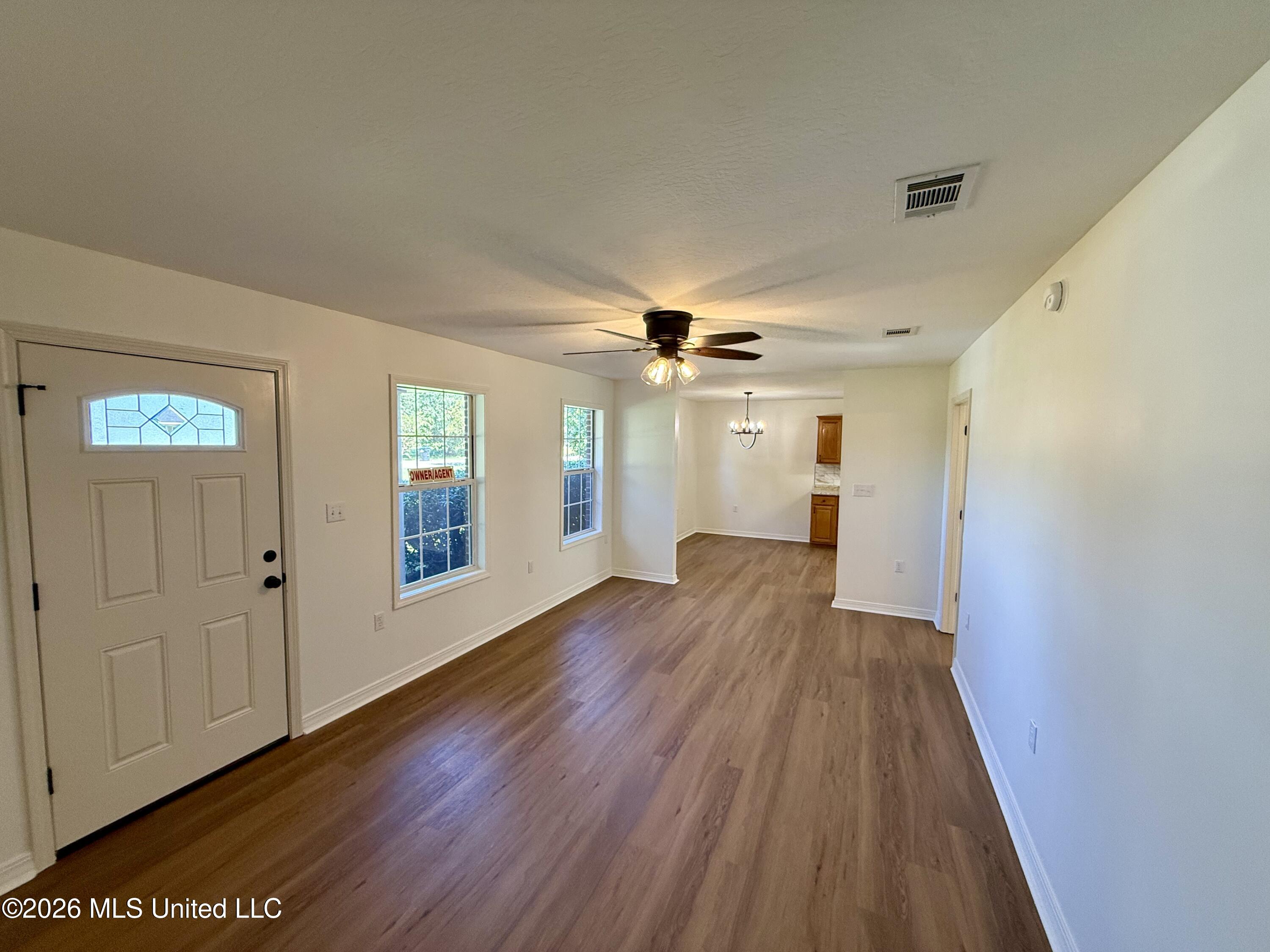 101 Maci Lane Property Photo 5