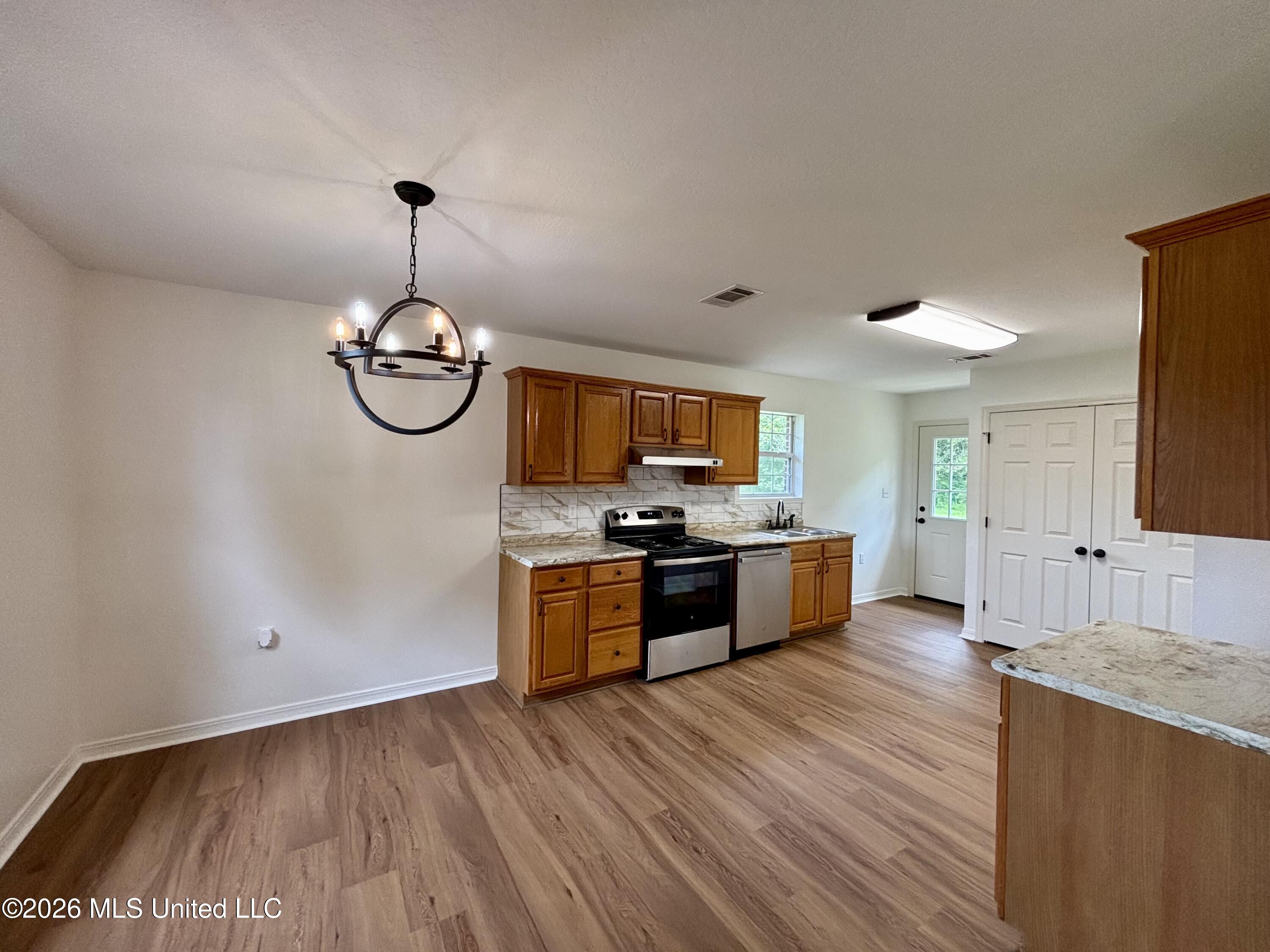 101 Maci Lane Property Photo 11